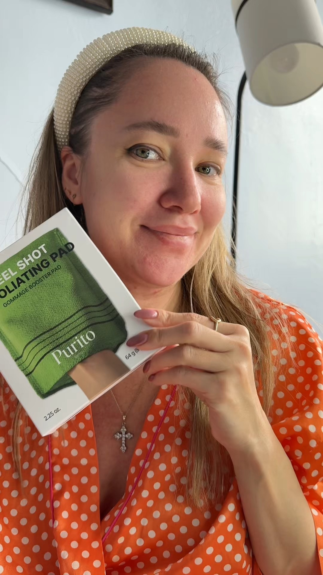 This is dead skin.. from ONE swipe. I've beenloving gentle exfoliation lately, and this one seriously surprised me.
This is the PURITO Peel Shot Exfoliating Pad, inspired by Korean spa exfoliation.
It activates only when it touches your skin
-and you can literally see dead skin, buildup, and impurities lifting away.
No harsh scrubs, no burning, just smooth, clean skin instantly.
Charcoal + enzymes help clear pores and texture, and my skin feels so soft and glowy right after.
Perfect for the T-zone, chin, and anyone dealing with dullness or clogged pores — even sensitive skin."After just one use, my skin looks smoother, brighter, and ready to absorb skincare. @PURITO SEOUL #exfoliateyourskind#deadskinremove
re#exfoliates#sensitivess#skintok

#LTKgrwm #LTKselfcare #LTKmorningroutine