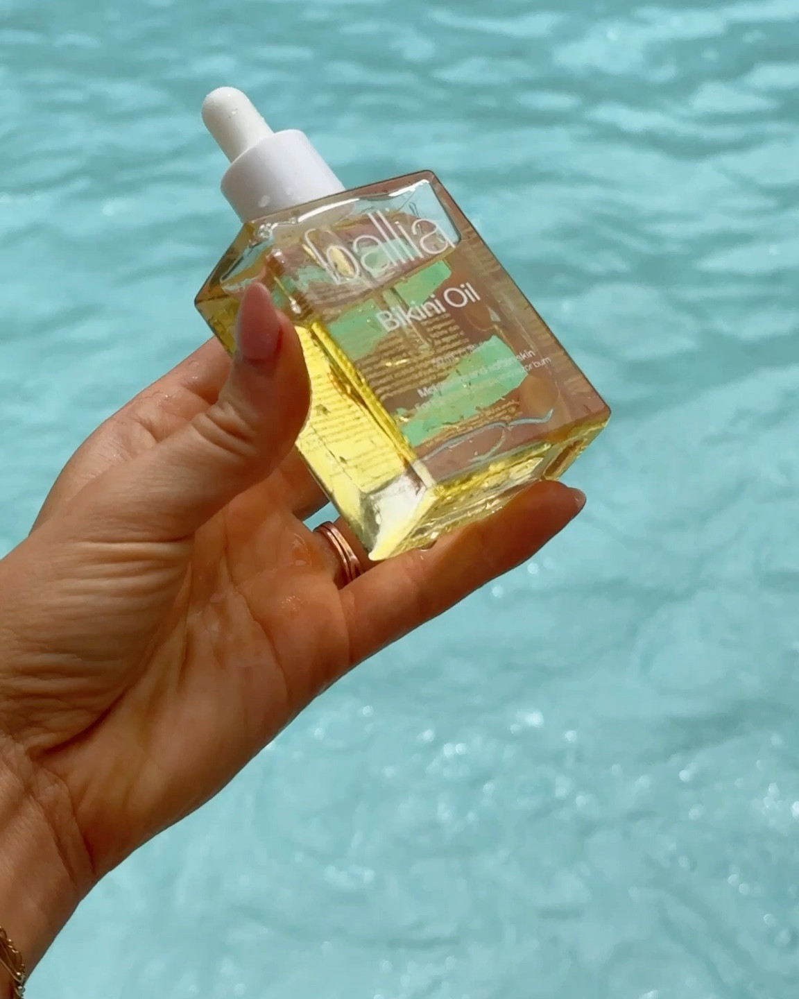 getting ready for summbikini

#LTKFindsUnder100 #LTKSwim #LTKBeauty