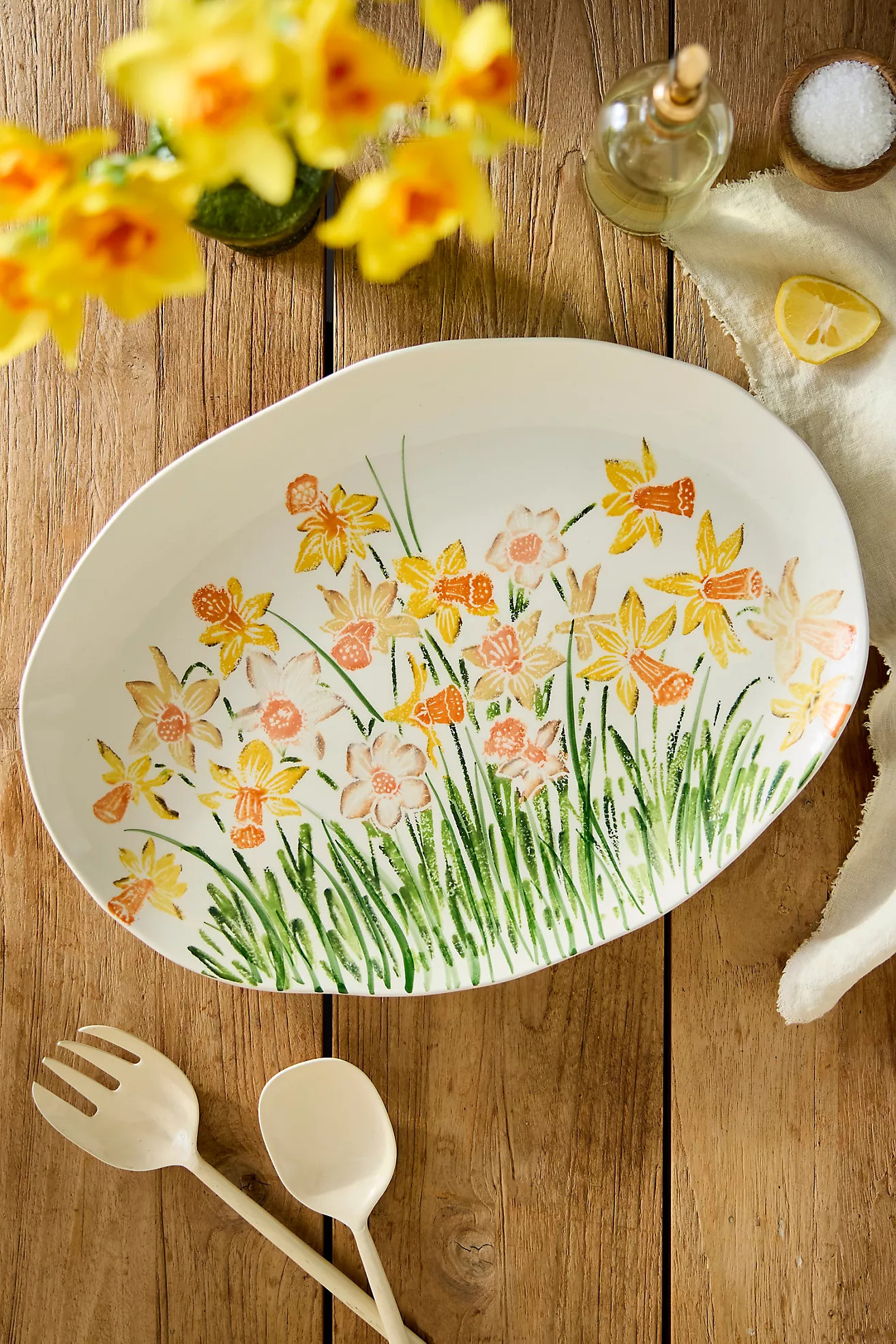 Daffodil Stoneware Serving Platter, Large | Terrain