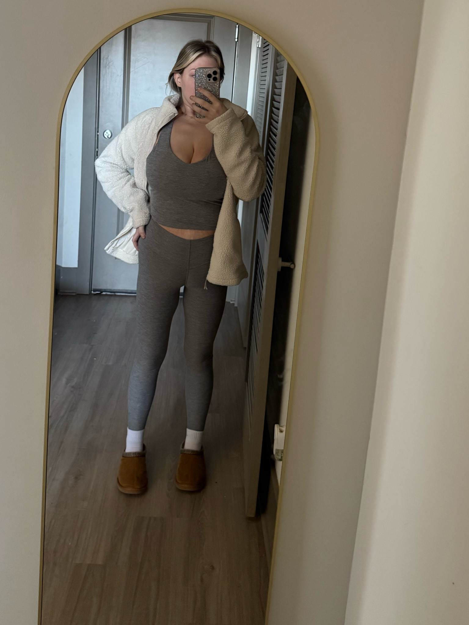 This matching set from Fabletics is everything 

#LTKFitness #LTKStyleTip #LTKActive