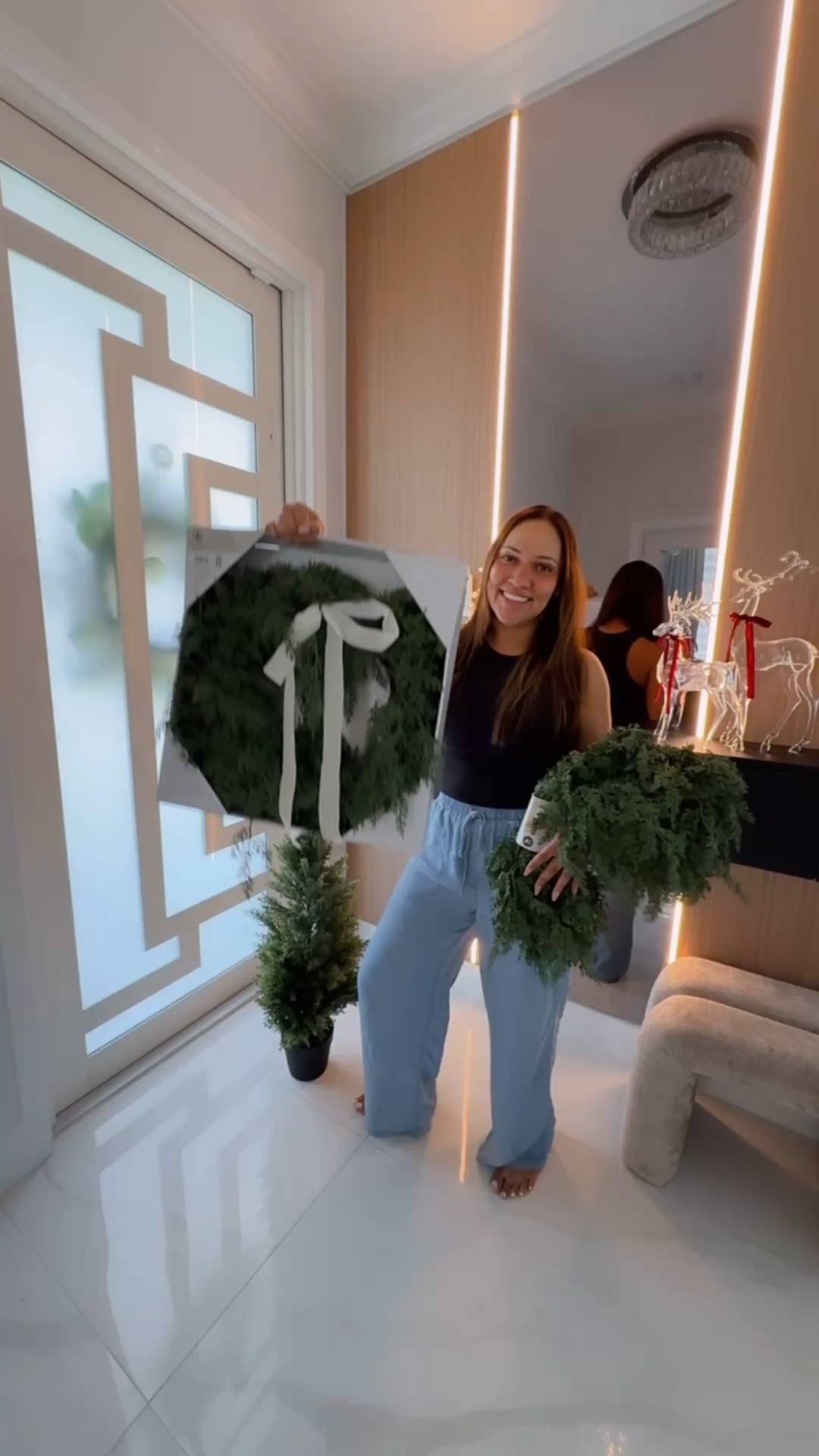 ✨ Walmart Holiday Decor Finds ✨
I grabbed some must-have Christmas décor pieces from Walmart and I’m obsessed 🎄
	•	The wreath + garland look so realistic and feel super soft ✨
	•	The pine tree set of 2 is perfect for styling your front door entryway 🌲
	•	And yes… I finally snagged the viral nutcracker 😍

Shop all my Walmart holiday finds here ⬇️

#LTKHoliday #LTKHome #LTKSeasonal #WalmartHolidayDecor #ChristmasDecorIdeas


#LTKFamily #LTKSeasonal #LTKHome