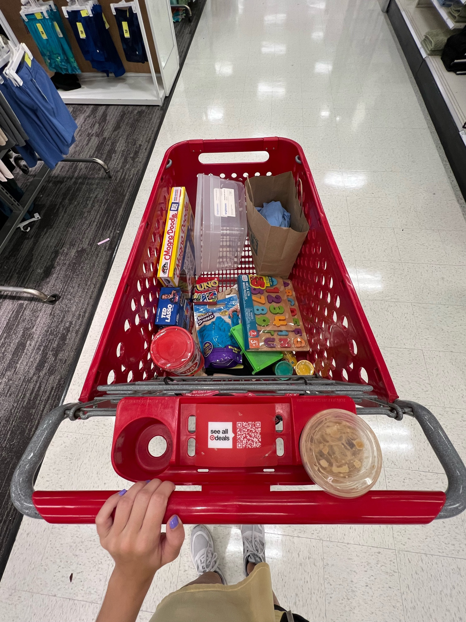 What’s in my cart as a pediatric occupational therapist? Fine motor toys galore! 