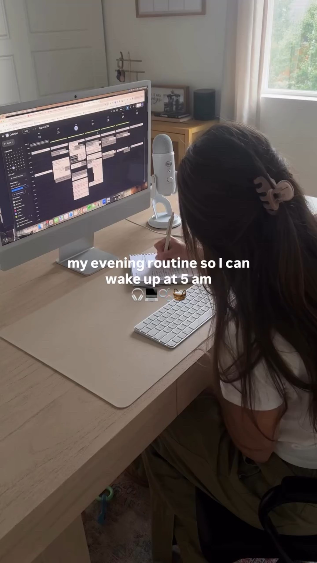 Fall evening routine home essentials → neutral bedding, nonstick cookware, modern dinnerware, and cozy living room decor. Warm and timeless finds to make your home inviting for fall nights. Shop my kitchen, bedroom, and living room favorites below.

Neutral holiday home decor coming soon → start with these cozy basics that layer perfectly into the season.


—
#falldecor #neutralhome #homedecor

#LTKHome #LTKFindsUnder100 #LTKFindsUnder50