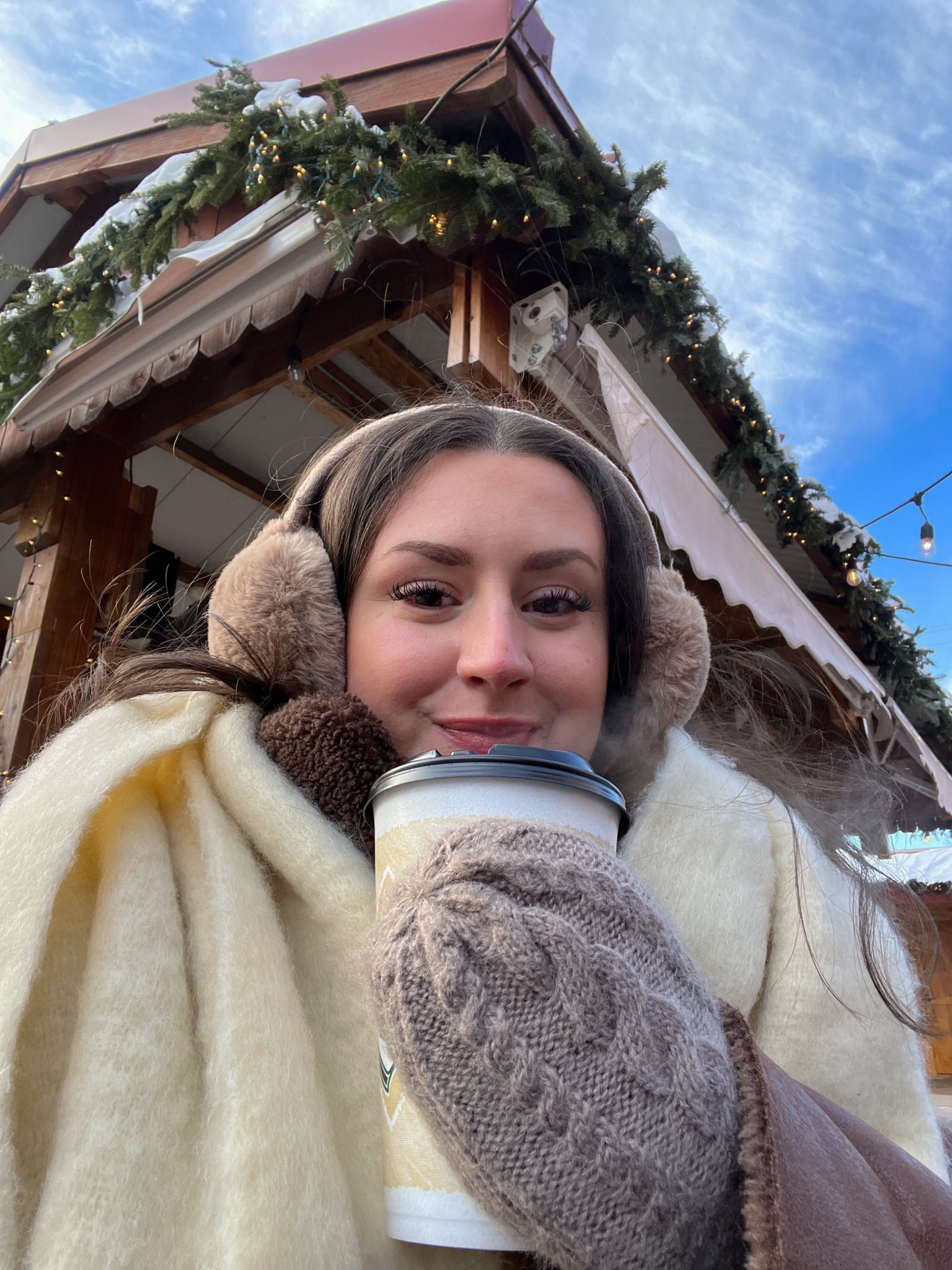 Cozy girl winter outfit ☕️🤎❄️✨

#LTKootd #LTKdayinmylife #LTKHoliday