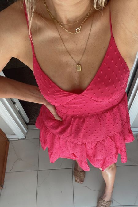 Pink dress wearing XS

#LTKunder50