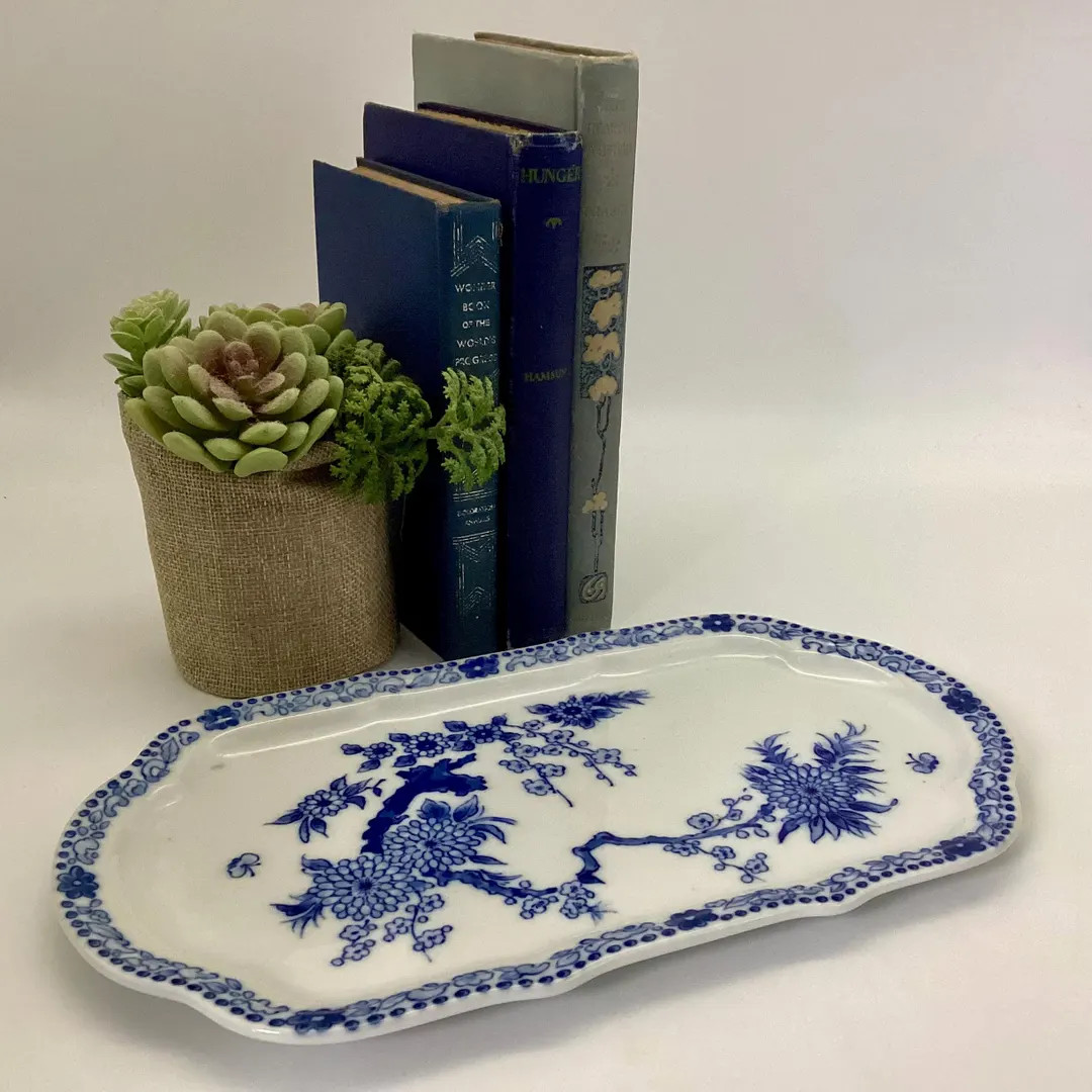 Mid Century Blue and White Floral Transferware Tray, 11” Rectangular Vanity /Serving Chinoiseri... | Etsy (US)