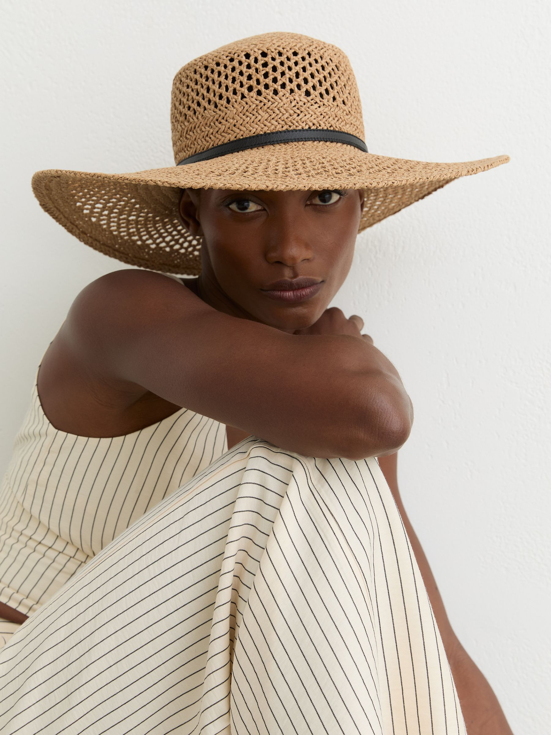 Reiss Contrast-Trim Straw-Effect Hat in Natural - REISS | Reiss UK