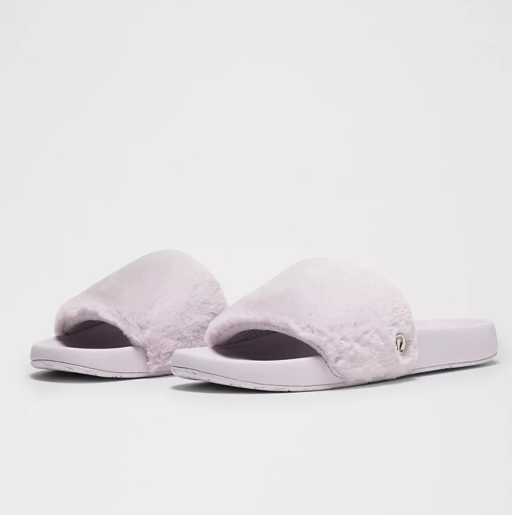 These fur slides are the Perfect stocking stuffer

#LTKGiftGuide #LTKHoliday
