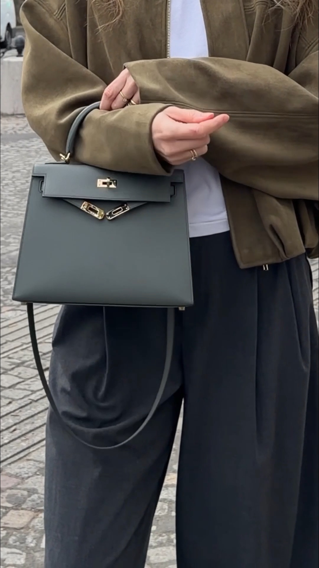 this spring outfit was missing spring statement sunglasses 🍀 

#LTKbag #LTKspring #LTKstyletip