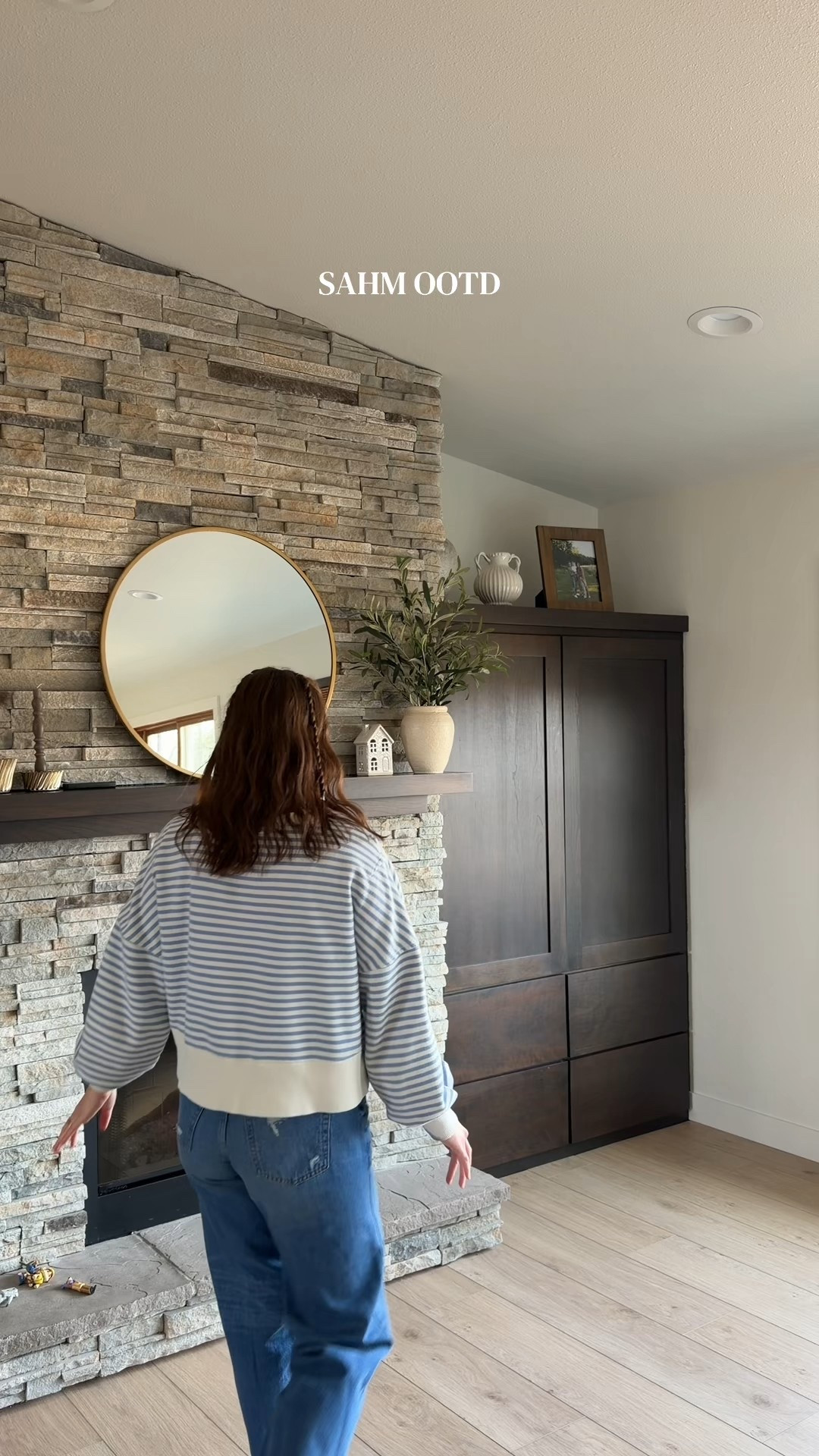 Chilly OOTD as a sahm 💙