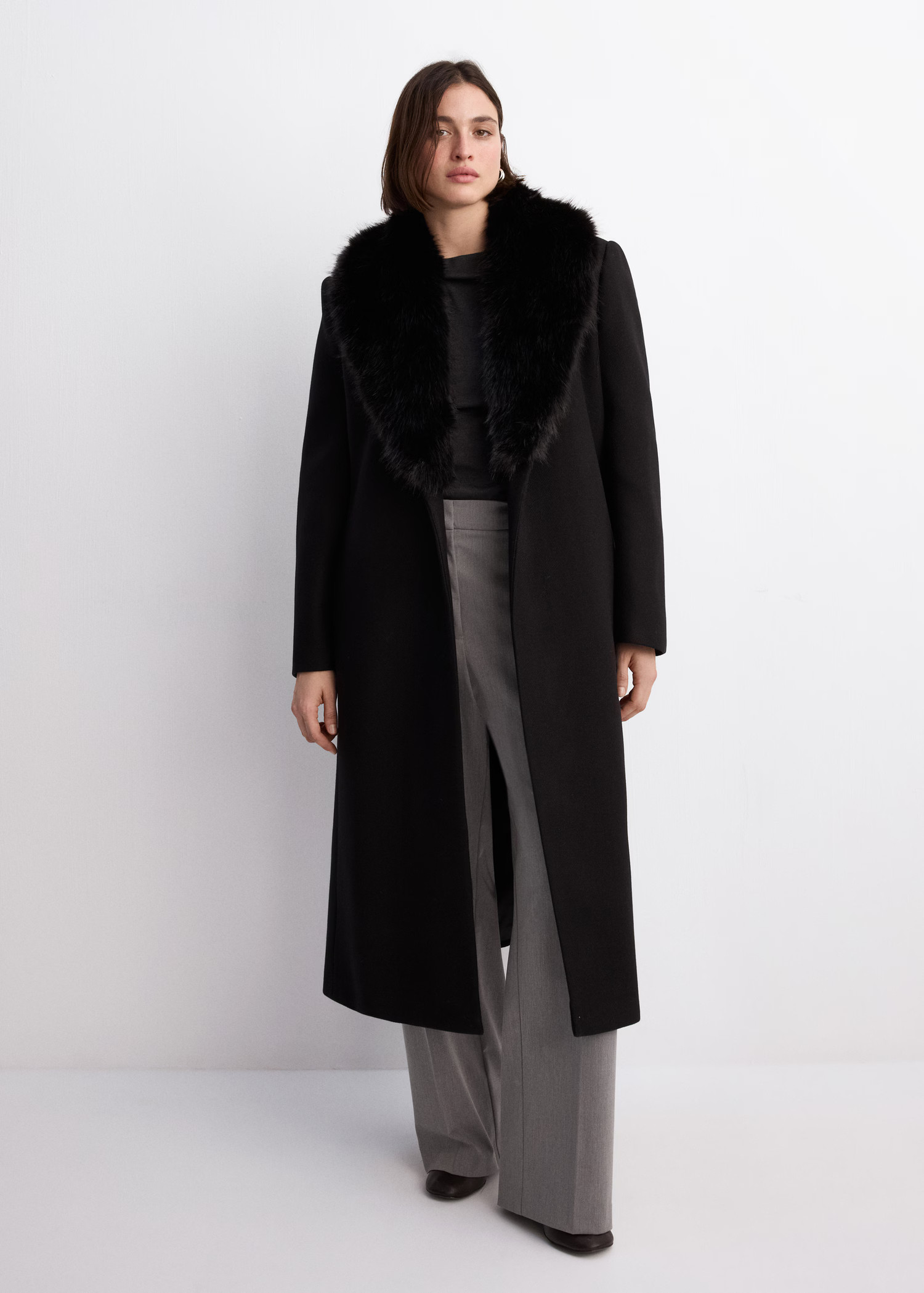 Manteco wool coat with fur collar | MANGO (UK)