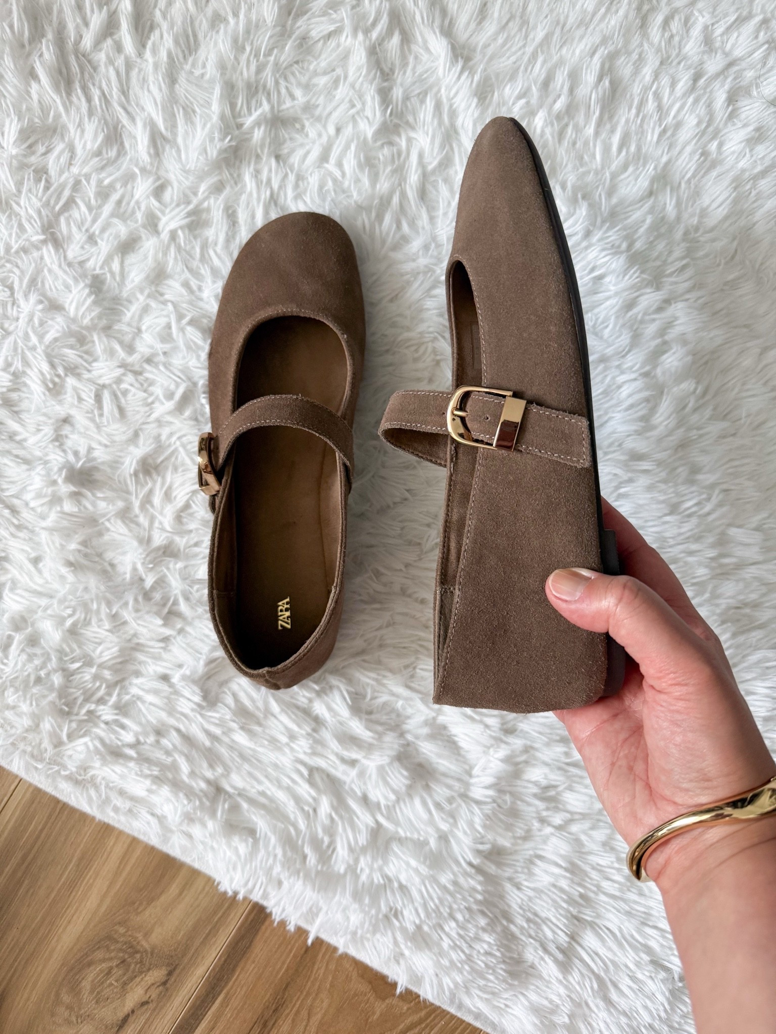 Zara style, suede flats, fall shoes, autumn outfit

#LTKOver40 #LTKSeasonal