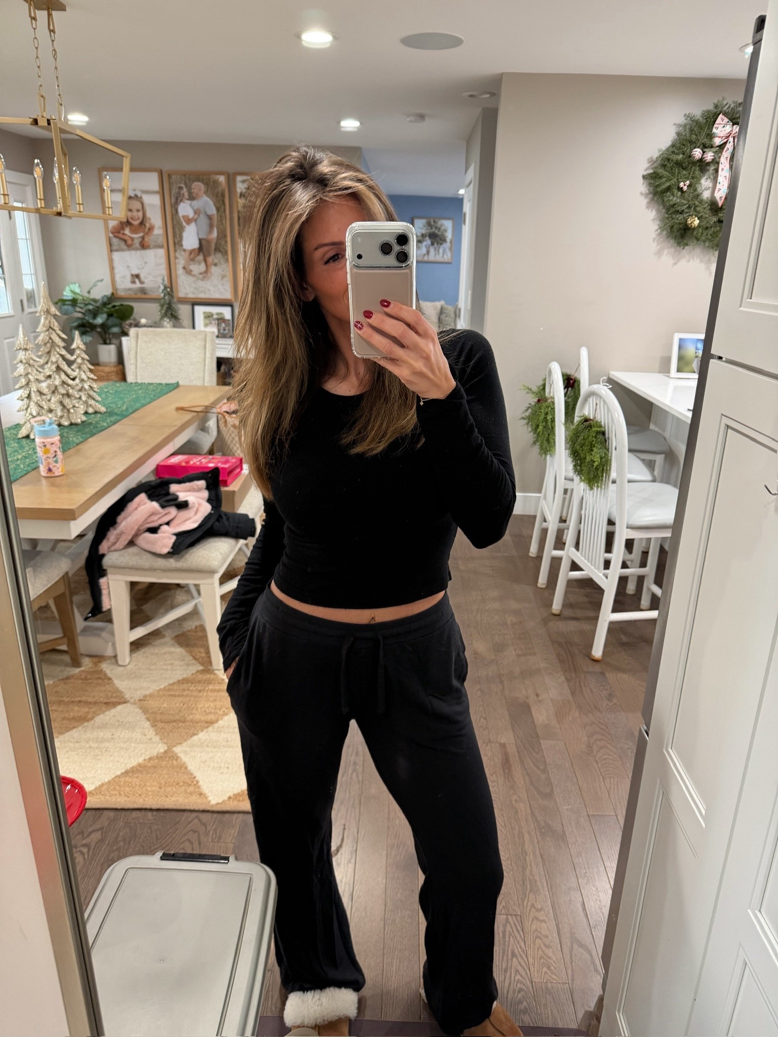 Comfy cozies 

#LTKHoliday #LTKFindsUnder50 #LTKSeasonal