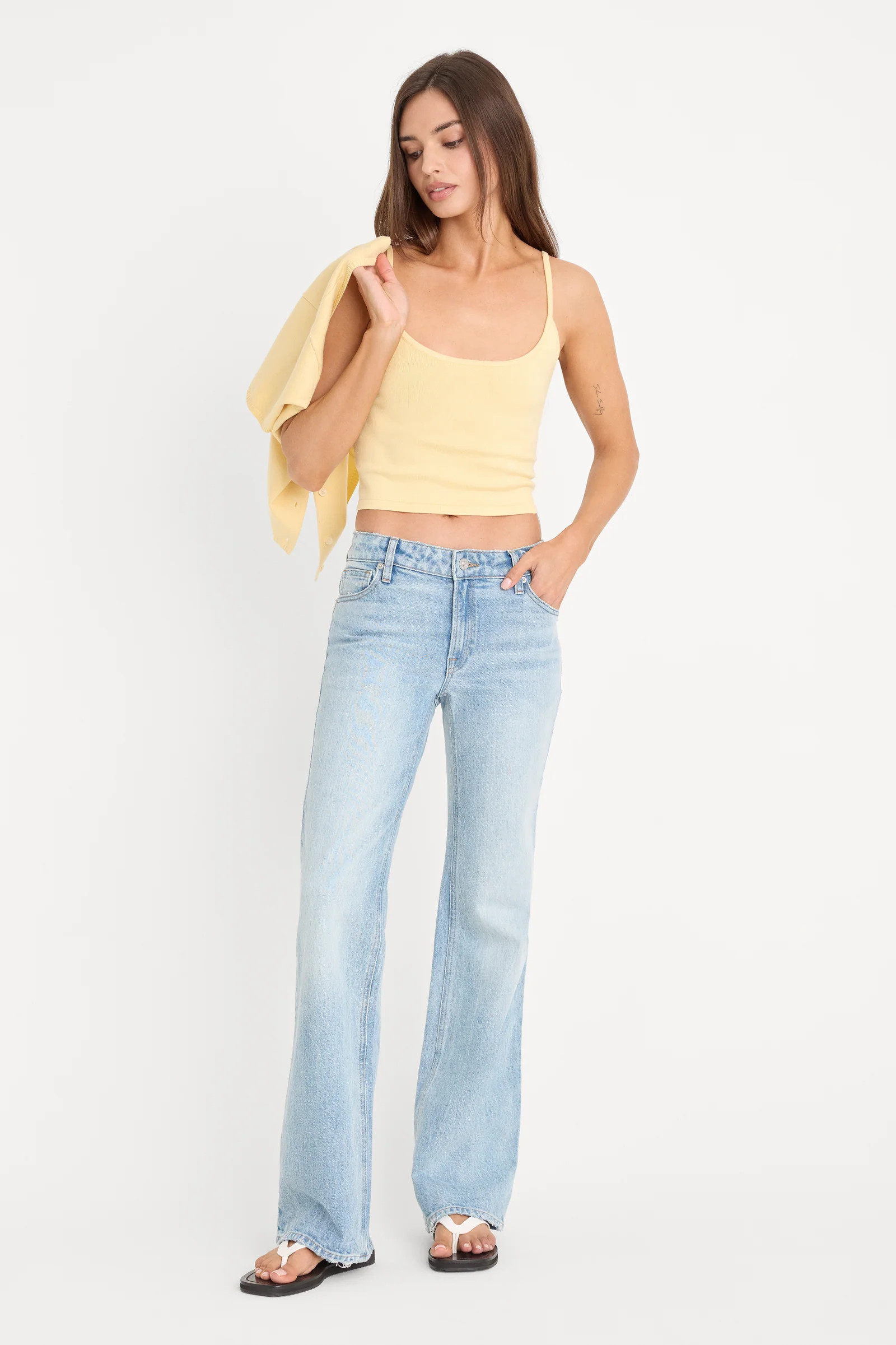 VINTAGE LOW RISE BOOTCUT JEANS | INDIGO1220 | Good American
