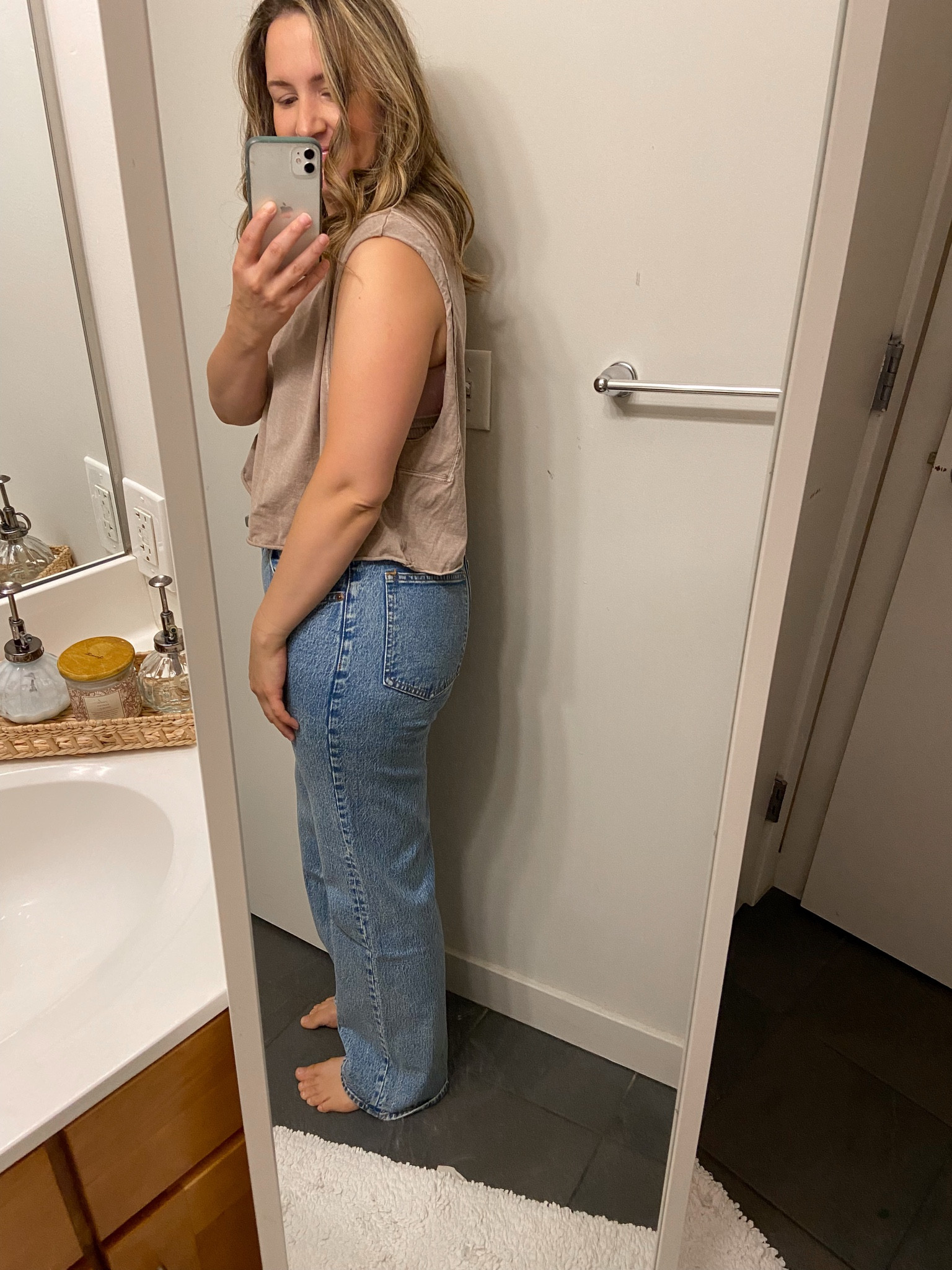 Abercrombie denim sale 20% off, ultra high 90s relax, medium marble, size 30 

#LTKunder100 #LTKFind #LTKcurves