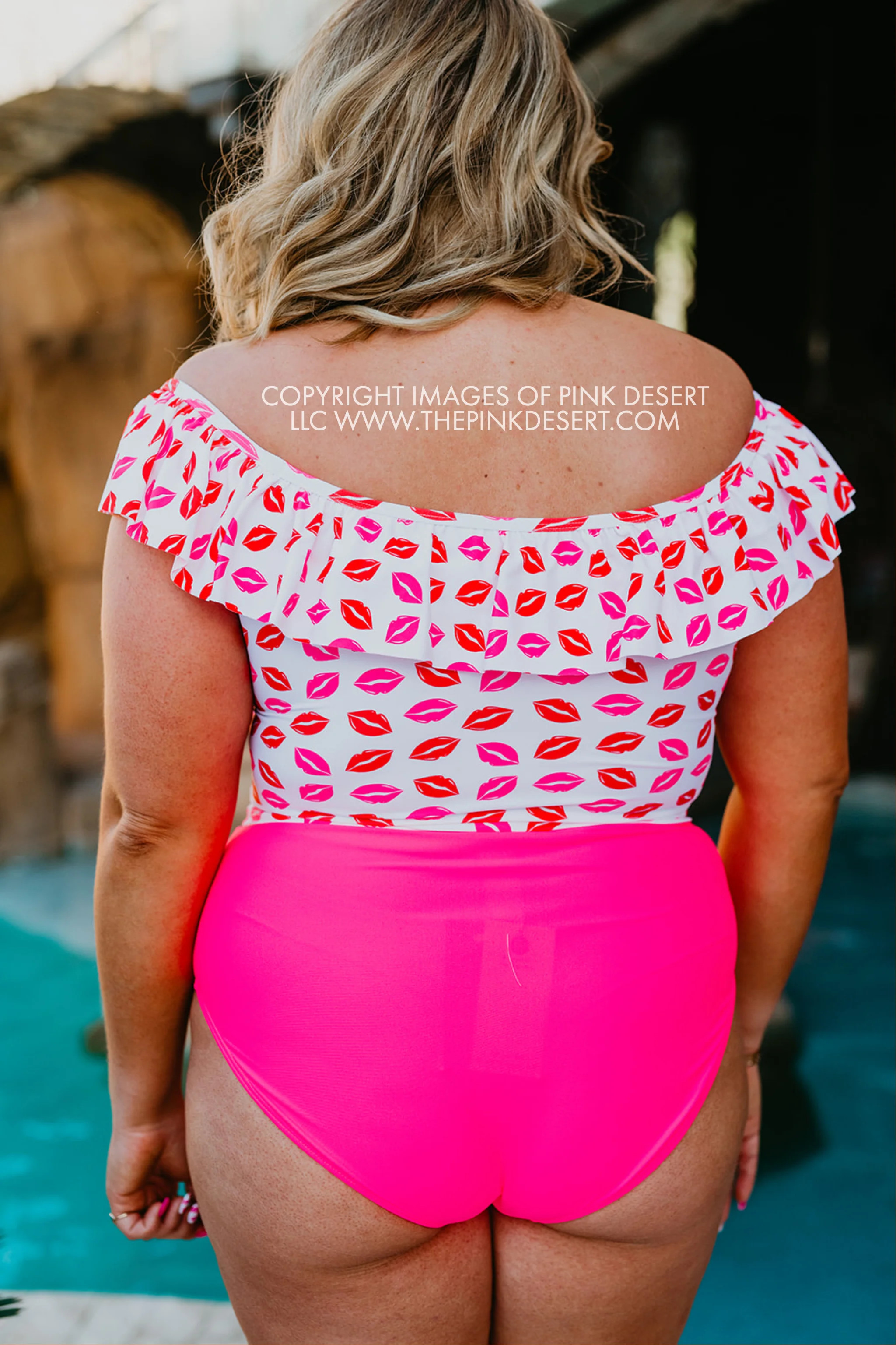 SASSY RED LIPSTICK X PINK DESERT RUFFLE MIDKINI IN SASSY LIP PRINT | Pink Desert