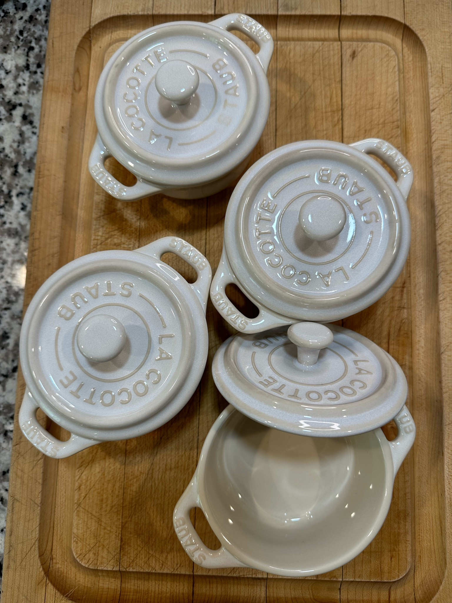 So cute and on sale rn!

#LTKSaleAlert #LTKFindsUnder100 #LTKHome