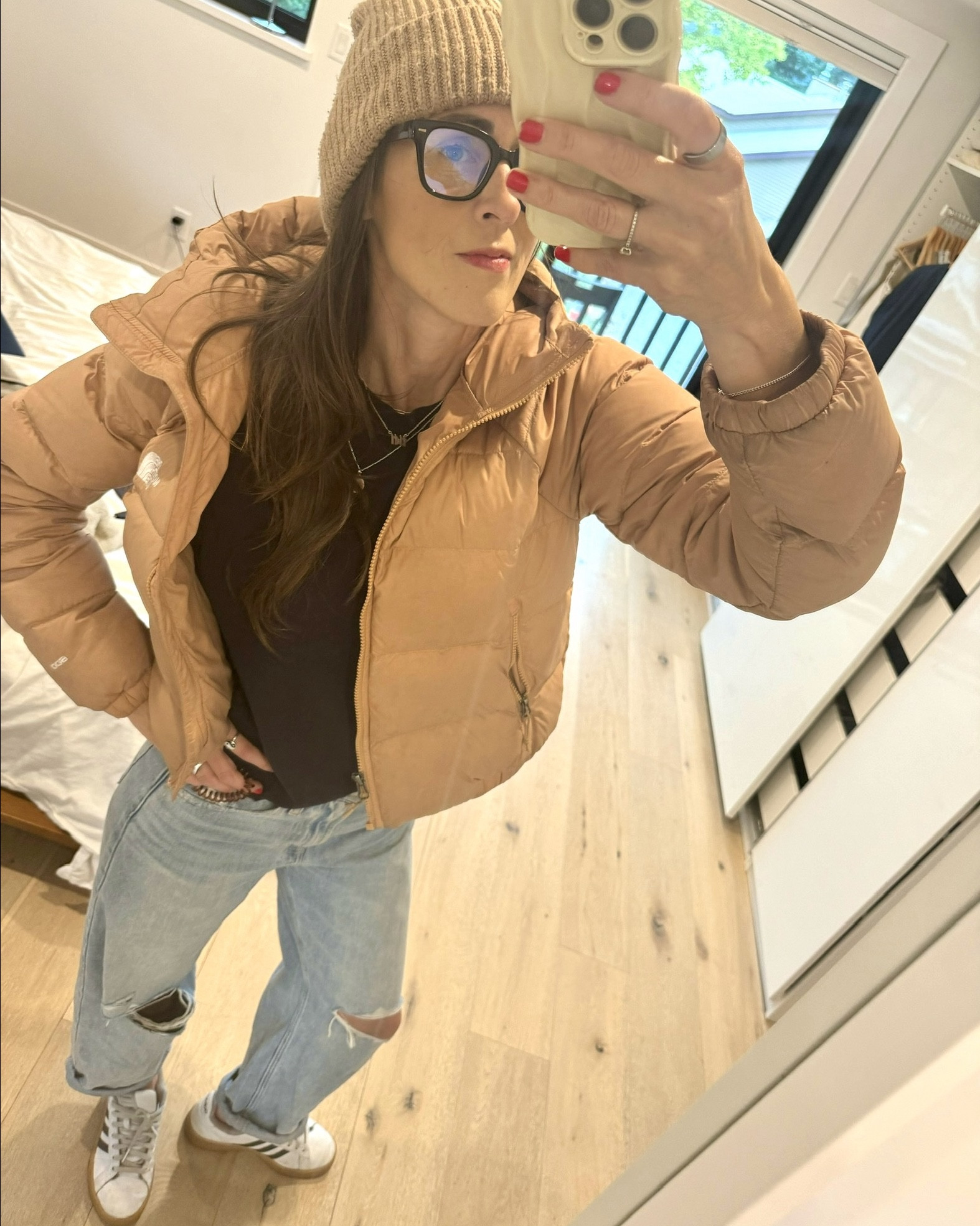 I don’t know who needs to hear this, but these gap barrel jeans are such a slay⚡️. Also I Fkn love this TNF puffy jacket.  Def one of my fave purchases from last year but there’s still a few left 🛍️