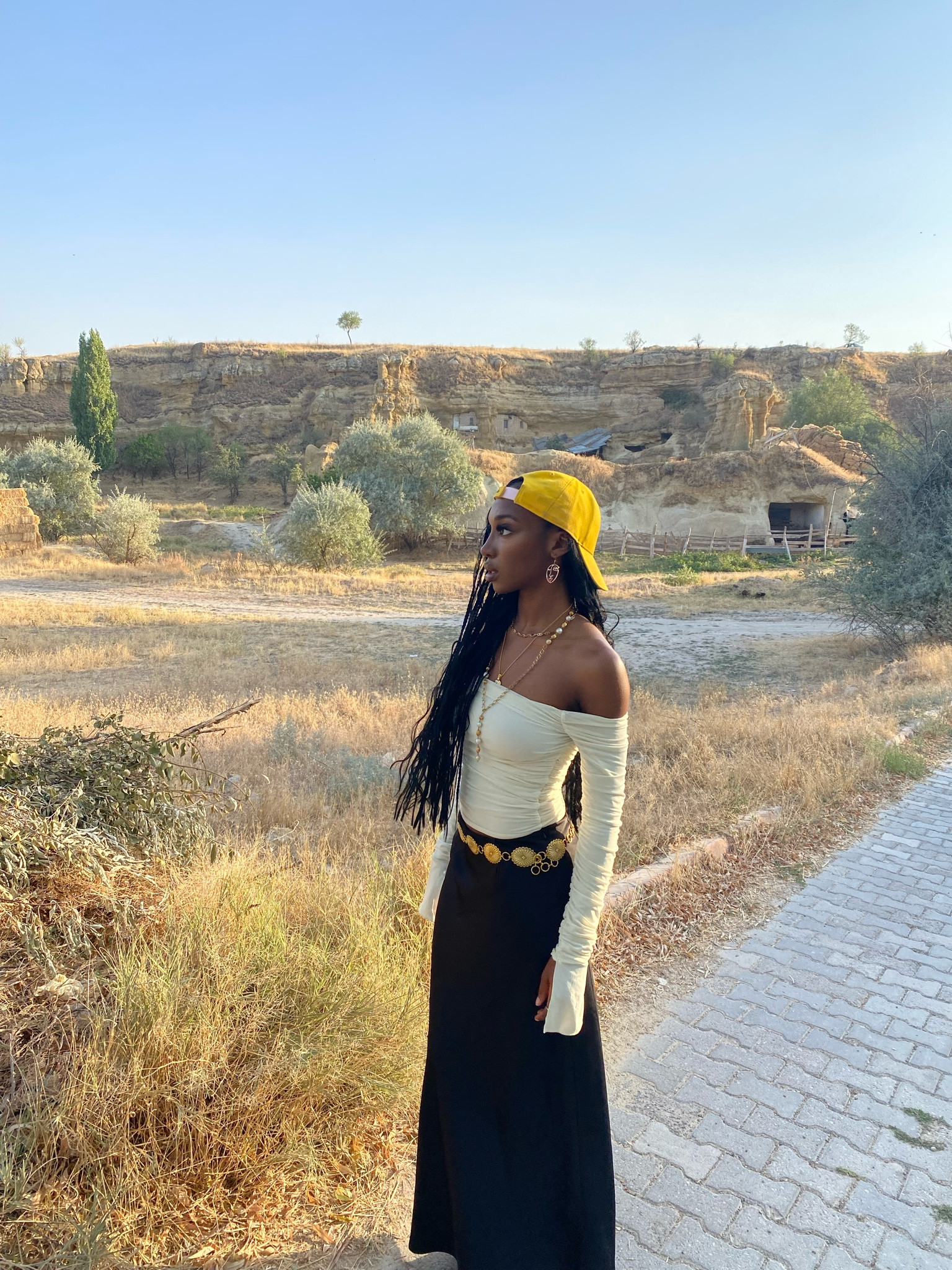 fit for cappadocia 🐪🌵

everything linked is exact except for the top. that is originally from Shop cider.

black silk skirt, baseball cap, off the shoulder, off the shoulder top, gold belt, long sleeve top, amazon fashion

#LTKGiftGuide #LTKSeasonal #LTKSale