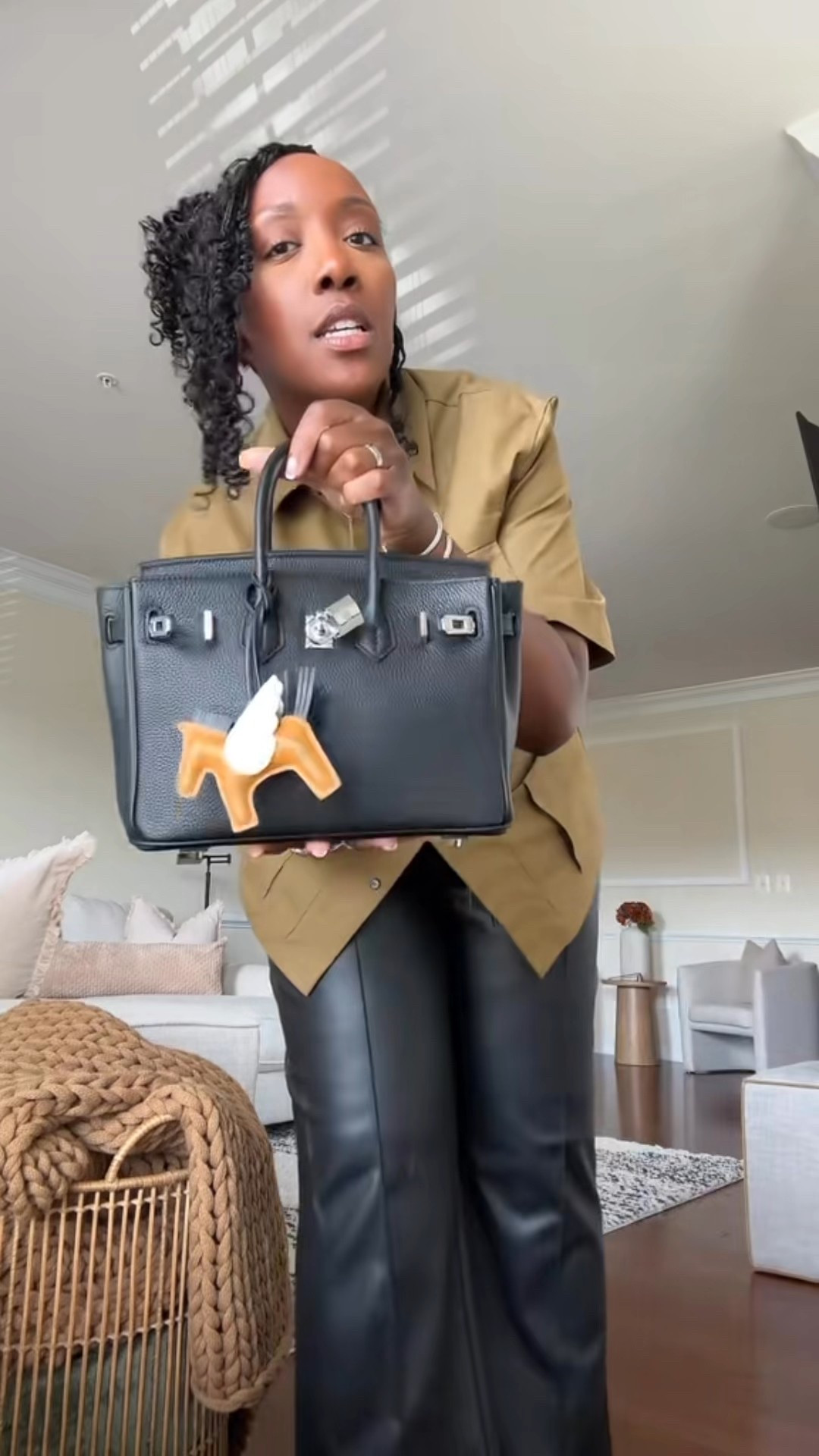 Bag is from The Vault Label on IG 🩷

#LTKItBag