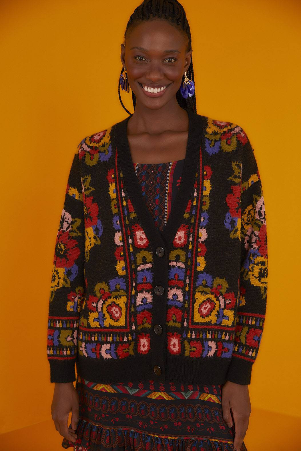 Black Flowers Tapestry Cardigan | FarmRio (US)