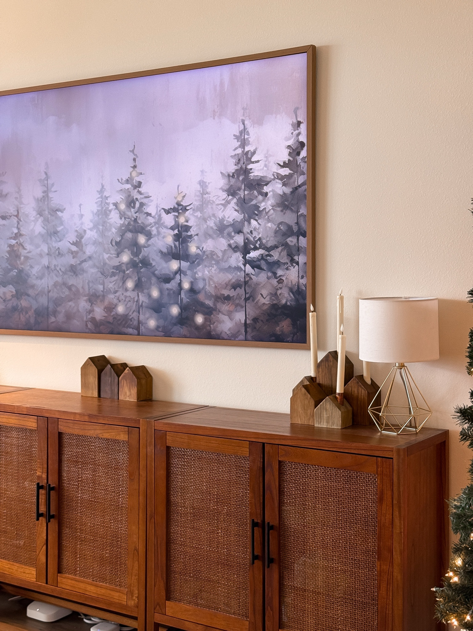 @bestbuy #bestbuypartner The perfect “big gift” that you’ll love for years and years to come is the Frame TV. I adore switching the art each season and changing how our whole home feels. Linked it and a few more fantastic gift ideas sure to make your loved ones smile. You can find them all at Best Buy!


#LTKHome #LTKGiftGuide #LTKHoliday