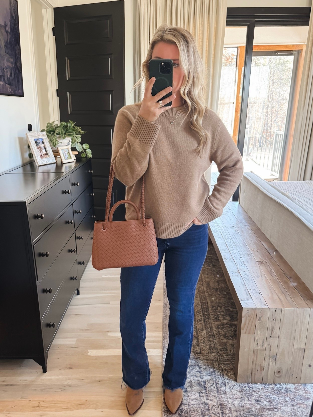 Fall neutrals I’m loving from @onequince. #quincepartner 