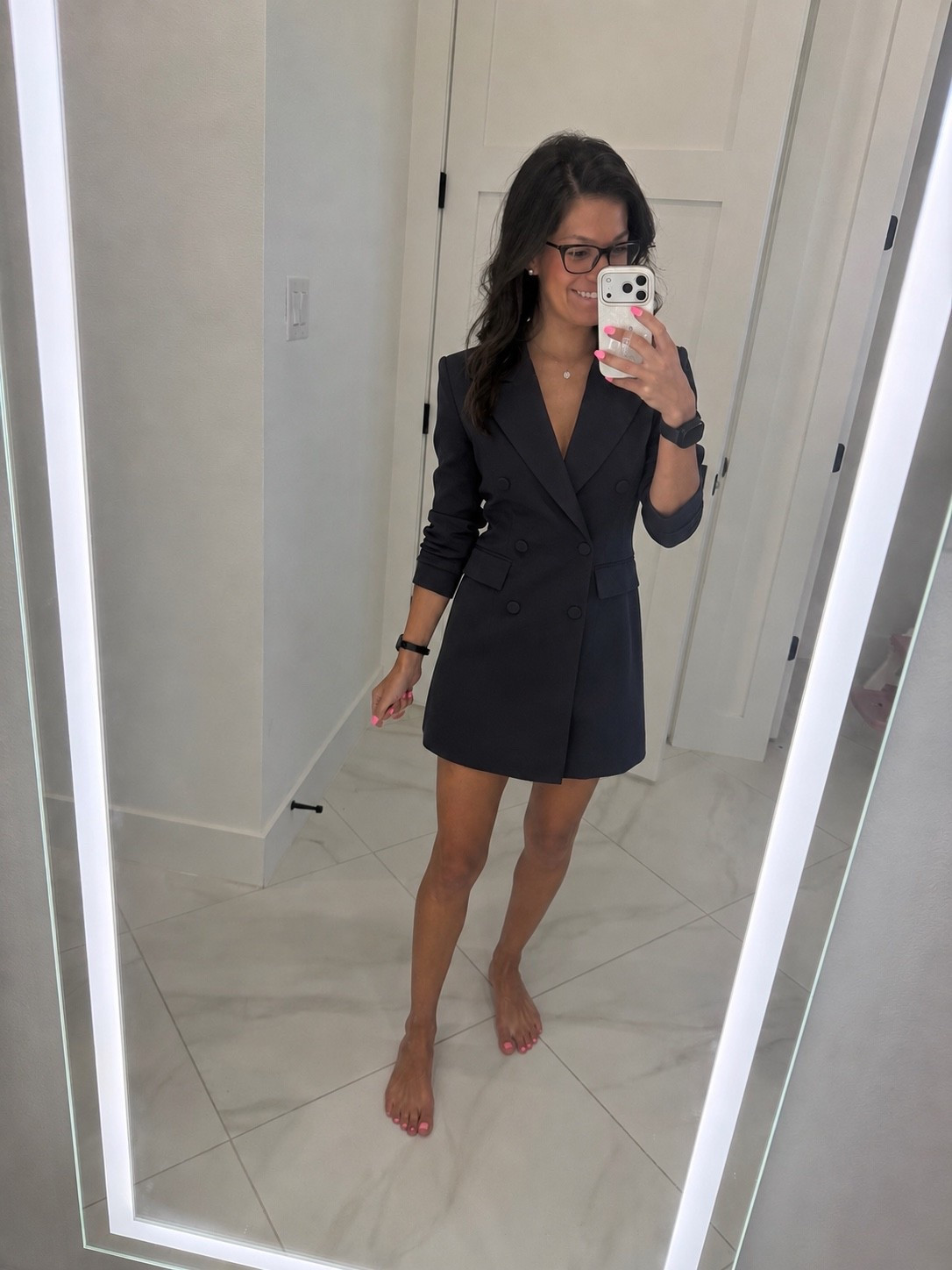 The cutest @VICI blazer dress 

#vici #lbd #datenight

#LTKWedding #LTKPetite
