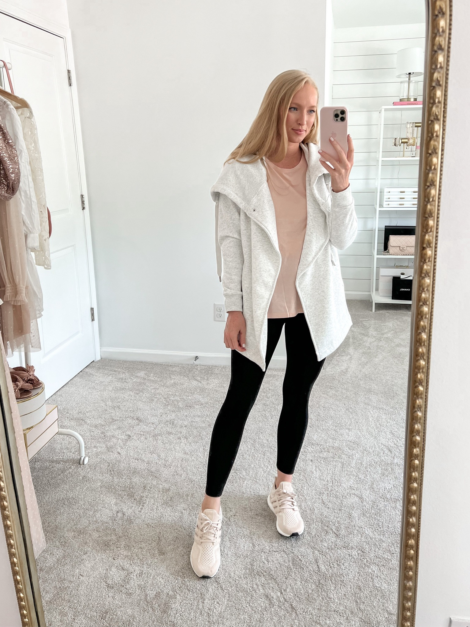 My favorite athleisure pieces! These Spanx booty booster leggings are amazing 🙌🏼

#LTKFind #LTKstyletip #LTKfit