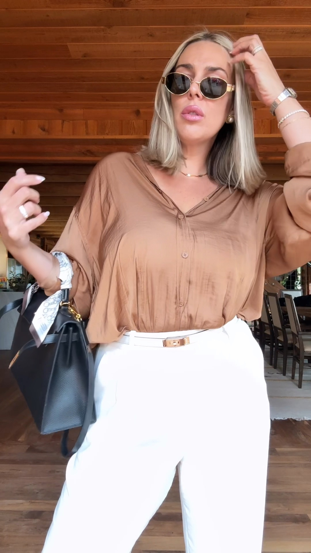 White trousers and a bronzey brown top for Autumn is definitely my love language🤎🤍✨

Sizing:
Top (from a set): XL
Trousers: US14



#LTKStyleTip #LTKU #LTKMidsize