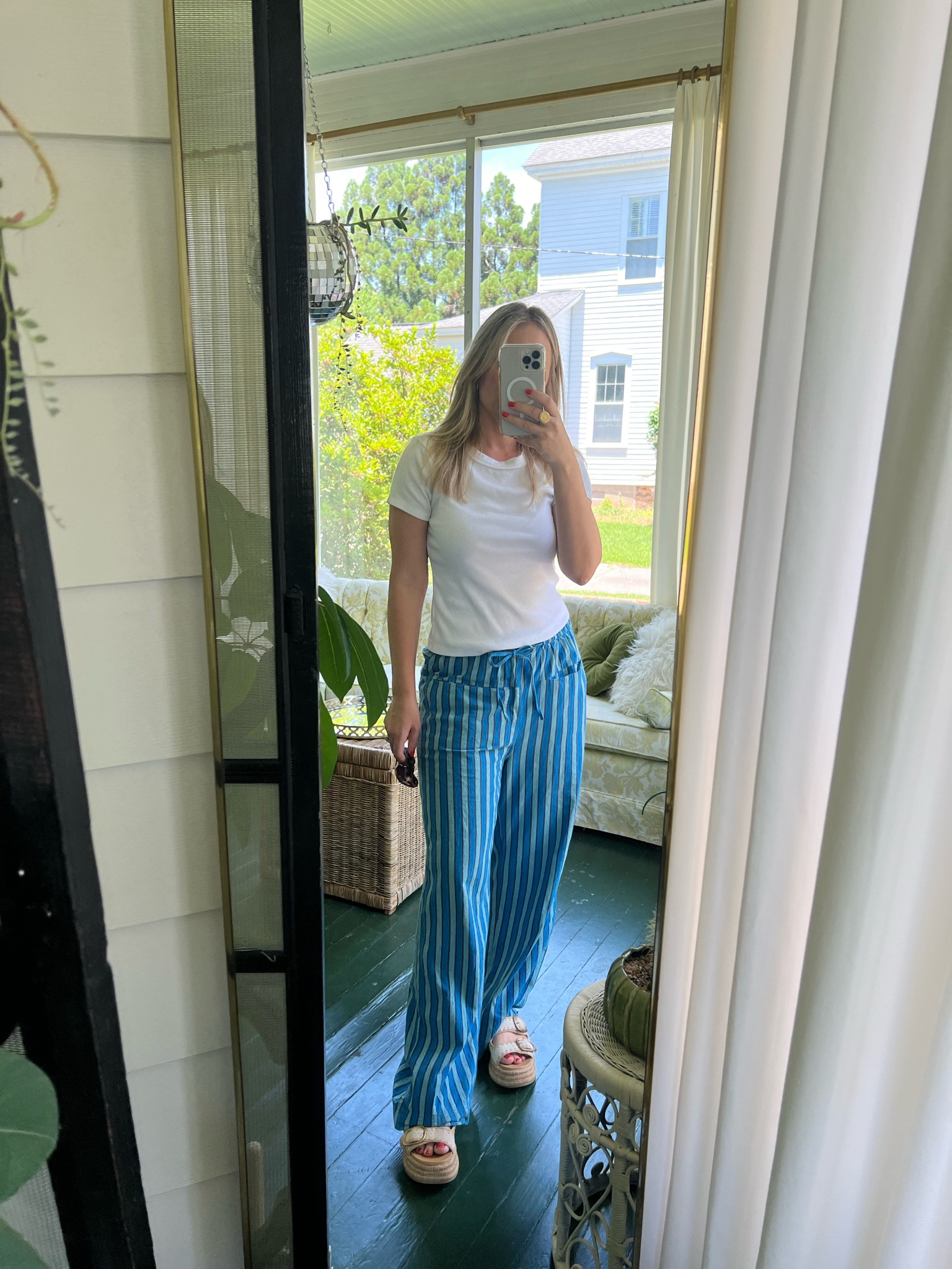 Friday travel day outfit 

Mom outfit. Travel ootd. Beach. Striped pants. Old navy snug Tshirt. Dolce vita. Travel outfit. Free people    

#LTKTravel #LTKFindsUnder100 #LTKShoeCrush