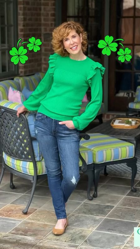 Happy St. Patrick’s Day!

This ruffle sleeve sweater is perfect for this transitional season! (Layer silk long underwear underneath if it’s cold where you live right now!) 

The shoulder ruffles provide a flattering V shape visually, making your waist look smaller! It fits TTS and it’s on sale right now!

I paired it with jeans and neutral pointy toe flats.

#LTKshoecrush #LTKstyletip #LTKSeasonal