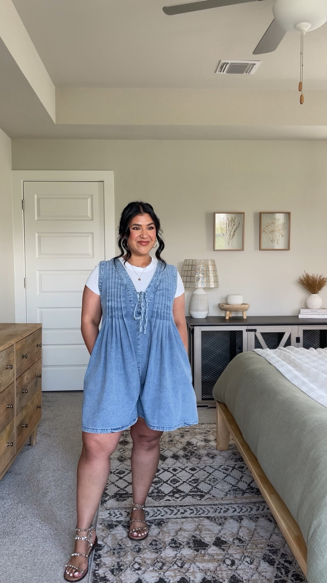 I’m 5’1”, size 10-12 (more often a 12) // ROMPER: I sized down to a M, has pockets! // TEE: size large, true to size.
Cropped fit, so soft and stretchy // SANDALS: sized up 1/2 a size 

#LTKPetite #LTKFindsUnder50 #LTKMidsize