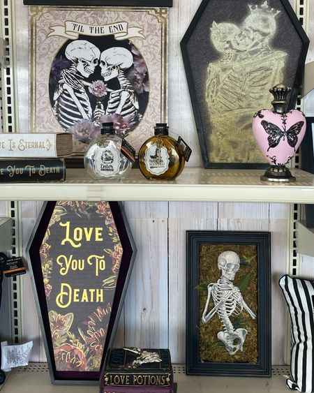 Skeleton Couple Wall Hanging, X-Ray Skeleton Couple Wall Decoration, Love You to Death Wall Sign