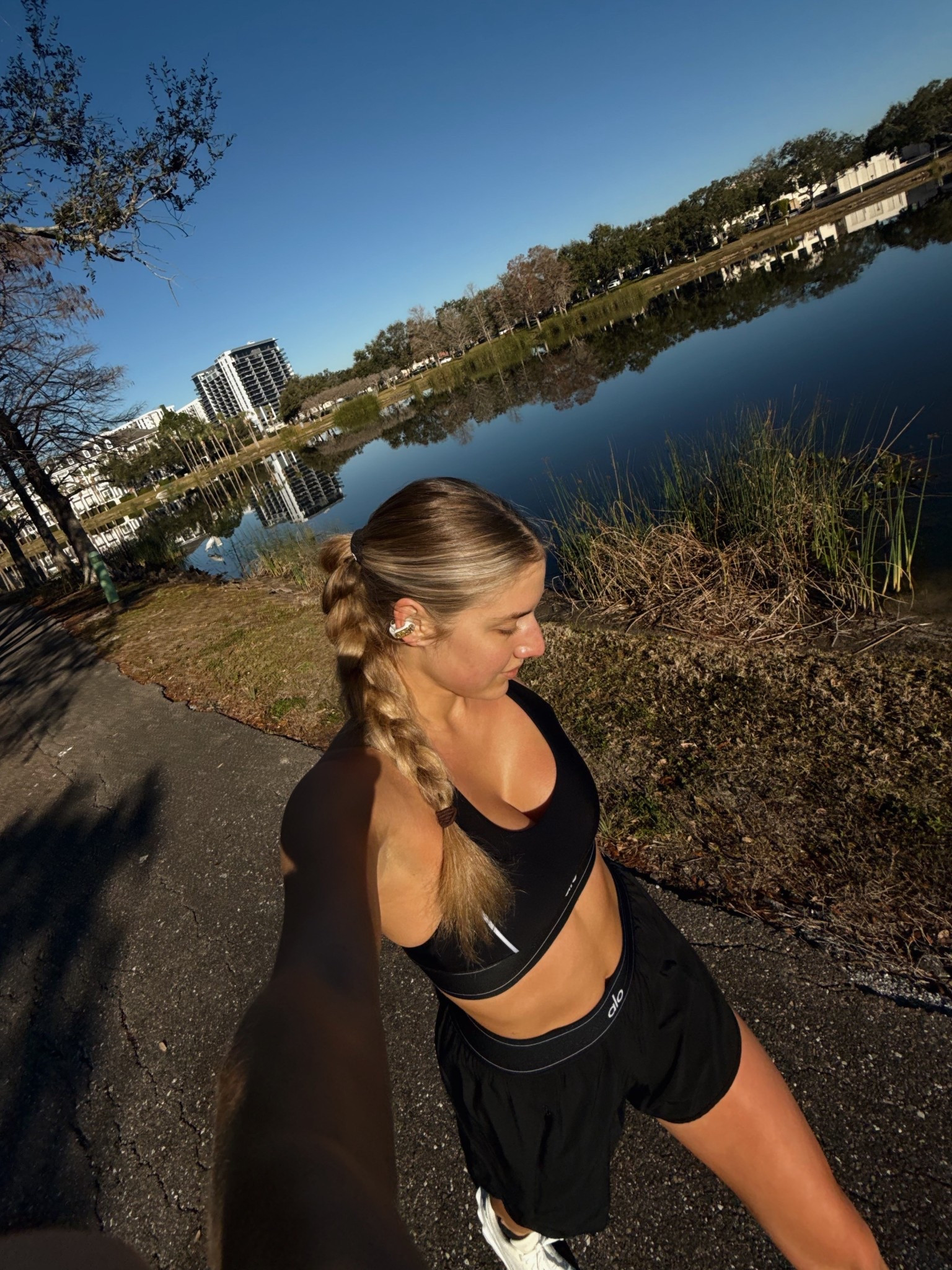 running ootd! Wearing @Alo Yoga 

#LTKfitnessgoals #LTKActive #LTKootd