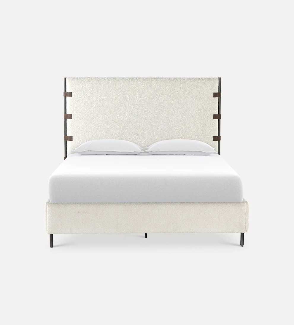 Kourt Bed | Le Maé by Lindye