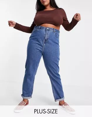 Don't Think Twice Plus Lou mom jeans in mid blue wash | ASOS (Global)