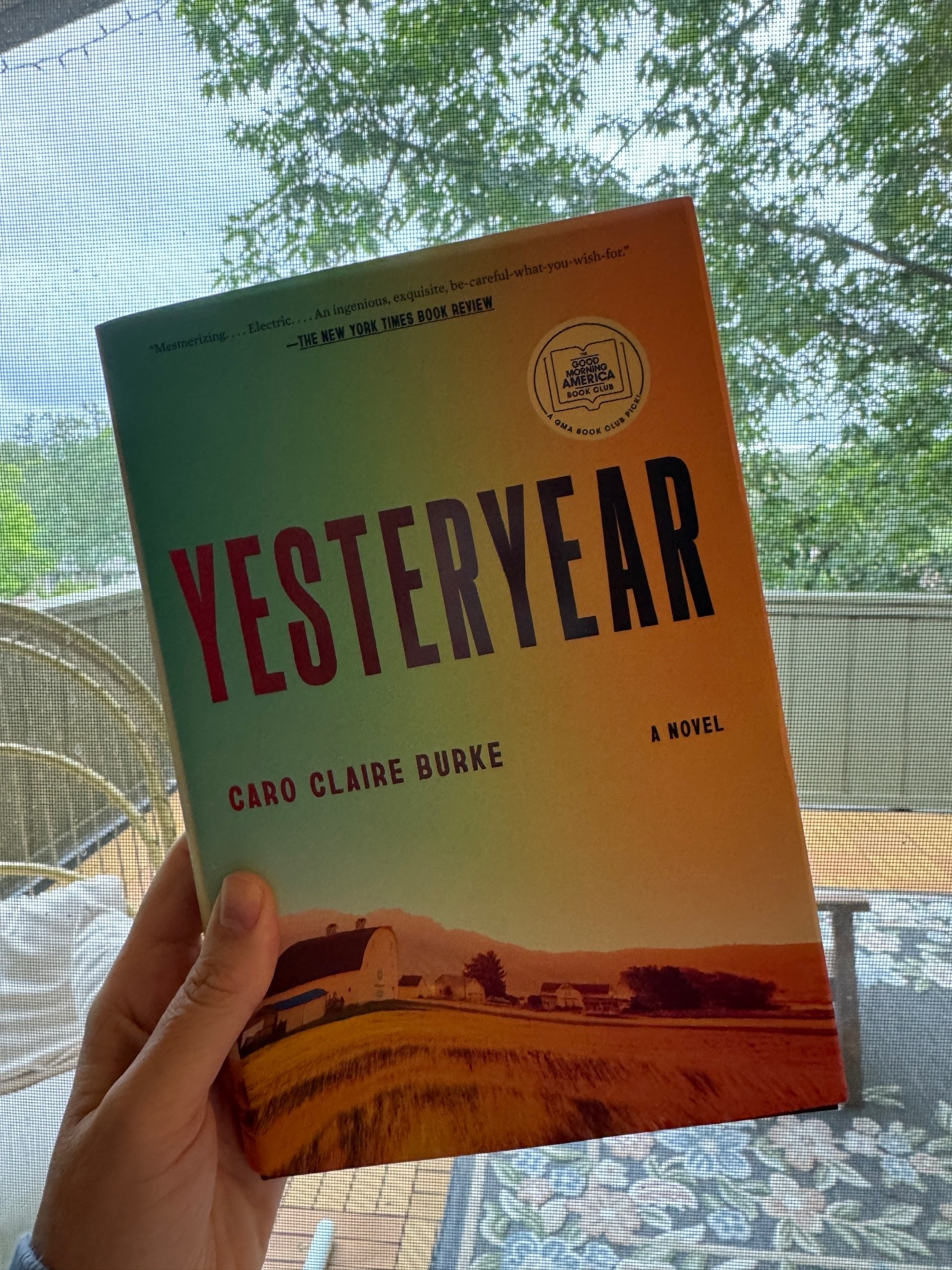 Who’s read this one?!?! My neighbor leant it to me, I read it in 3 days- could not put it down!!! If you want a trip, that will make you think about this whole social media world, and to go for a wild ride; this is it!! Fascinating look at influencing, and how easily one can get sucked into a faux reality. Easy to read and enjoyable, and also infuriating lol. The timeline was a bit confusing. Definitely have some questions, but overall enjoyable and a page turner, entertaining, so 3 stars for that! 🙌🏻

#LTKmorningroutine #LTKselfcare #LTKHome