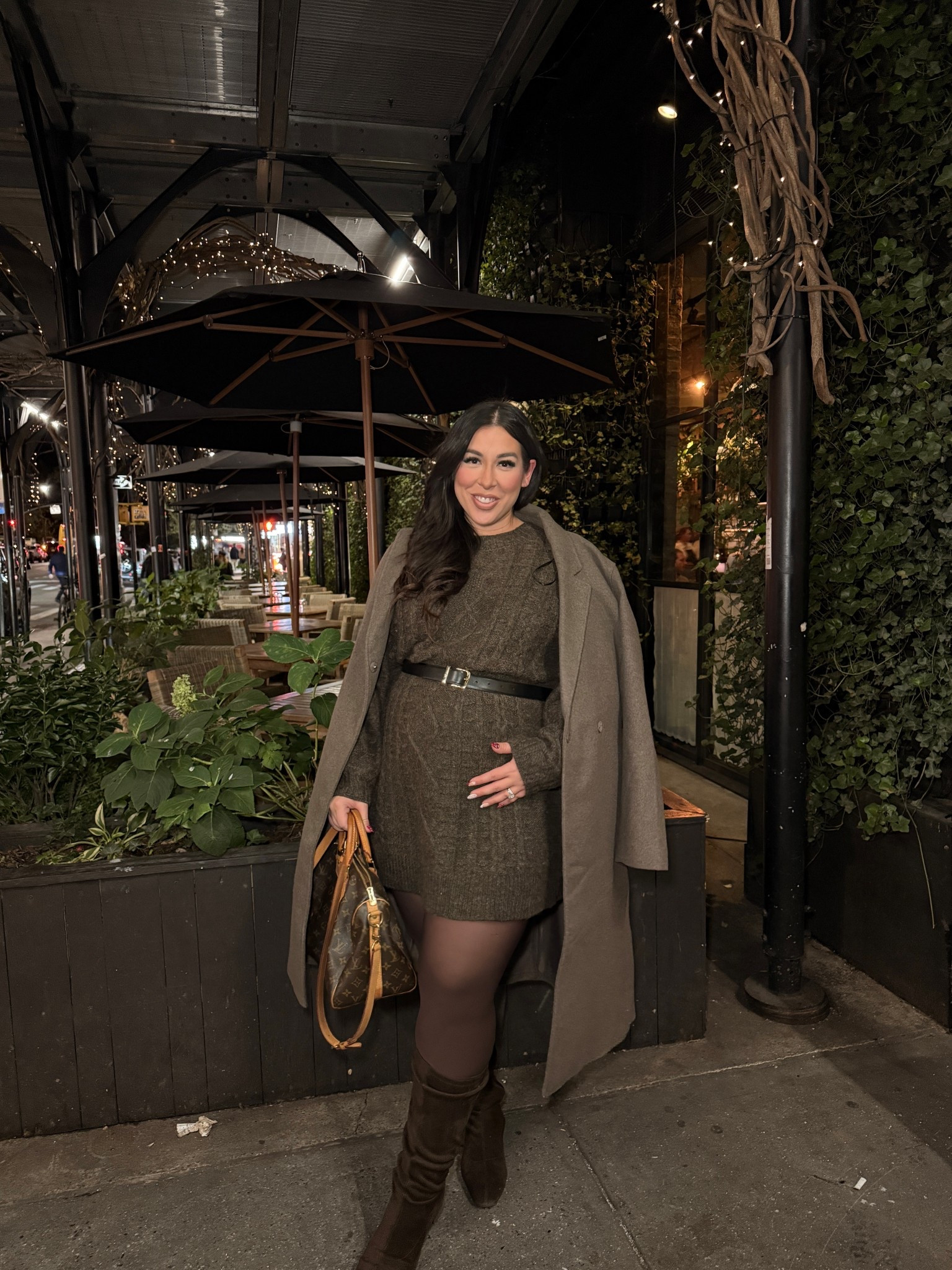 Midsize fall outfit inspo!

New York outfit, fall fashion, fall style