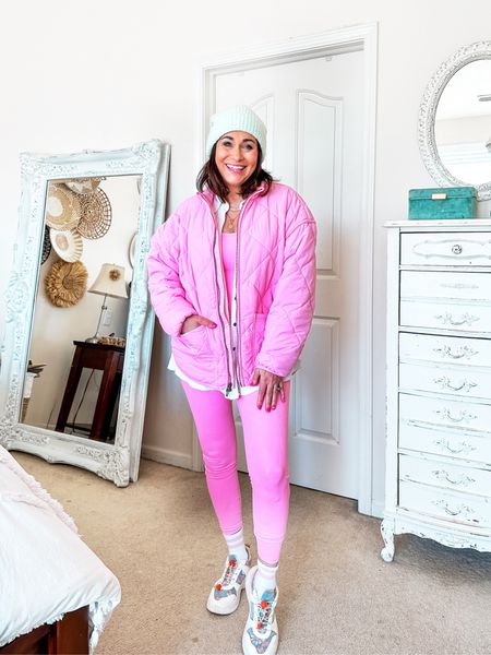 Cute bubble gym pink causal puffer coat and one piece jumpsuit!

Puffer coat also comes in other colors! Linked below!


#LTKfindsunder50 #LTKstyletip