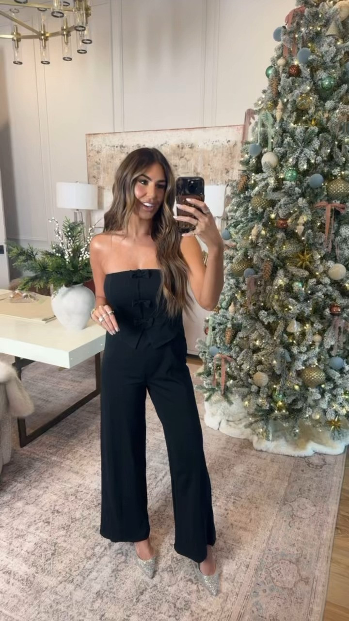 NYE in a jumpsuit✨

wearing a small!

@walmartstyle #walmartpartner  #walmartstyle  

 