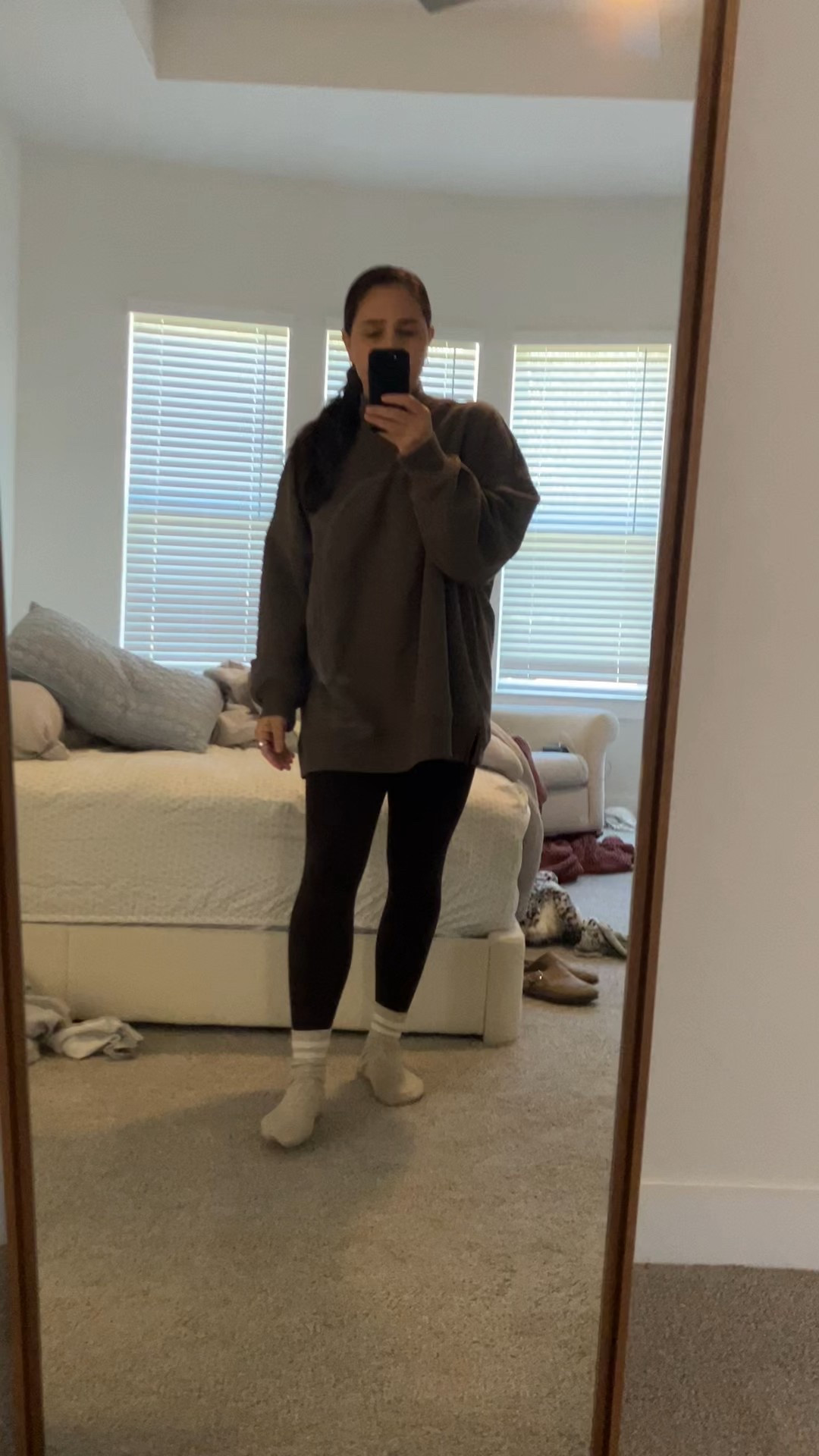 Aerie midsize comfy outfit
Leggings l deep earth 
Sweater xlarge chocolate 

#LTKSaleAlert #LTKdayinmylife #LTKmomlife