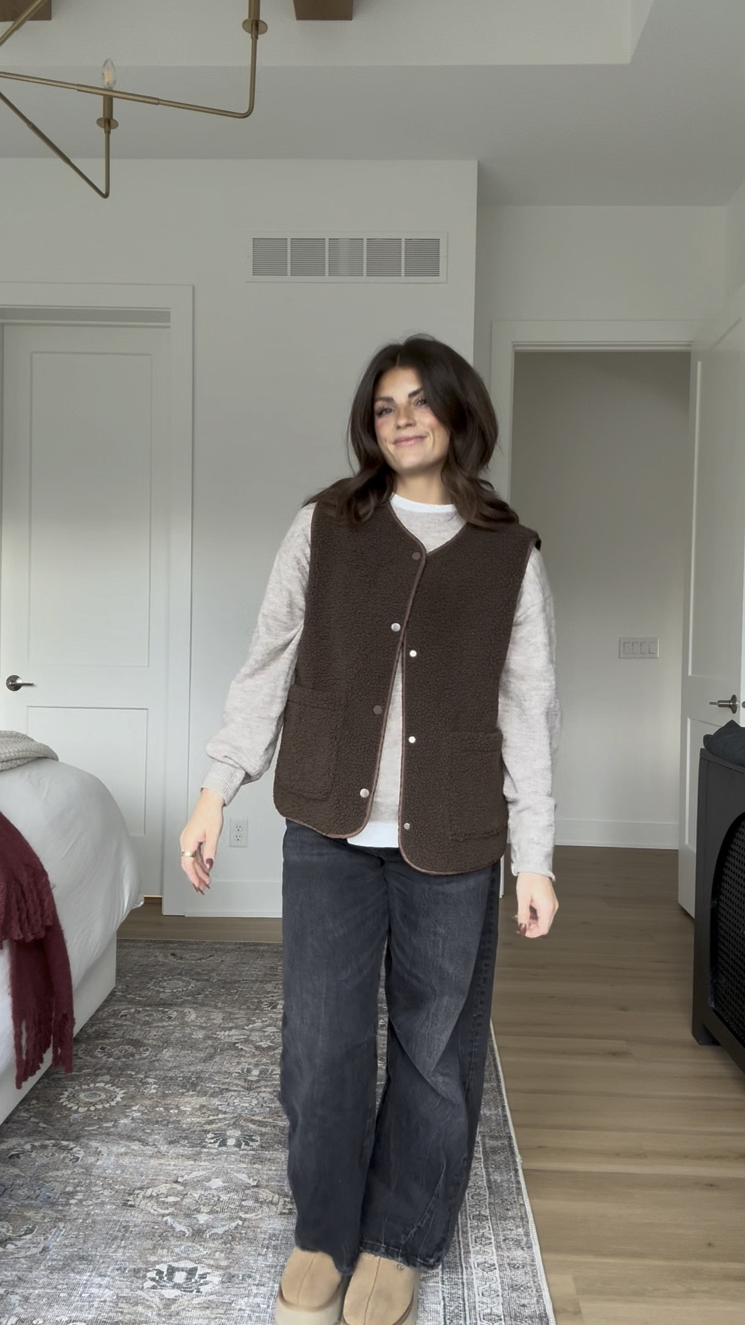 Wearing a medium in this vest for an oversized fit! $25 and GORGEOUS!!!!! The quality is insane! Comes in a number of colors! Linked tons of ways to style this! ♥️

#LTKFindsUnder50 #LTKStyleTip #LTKFindsUnder100