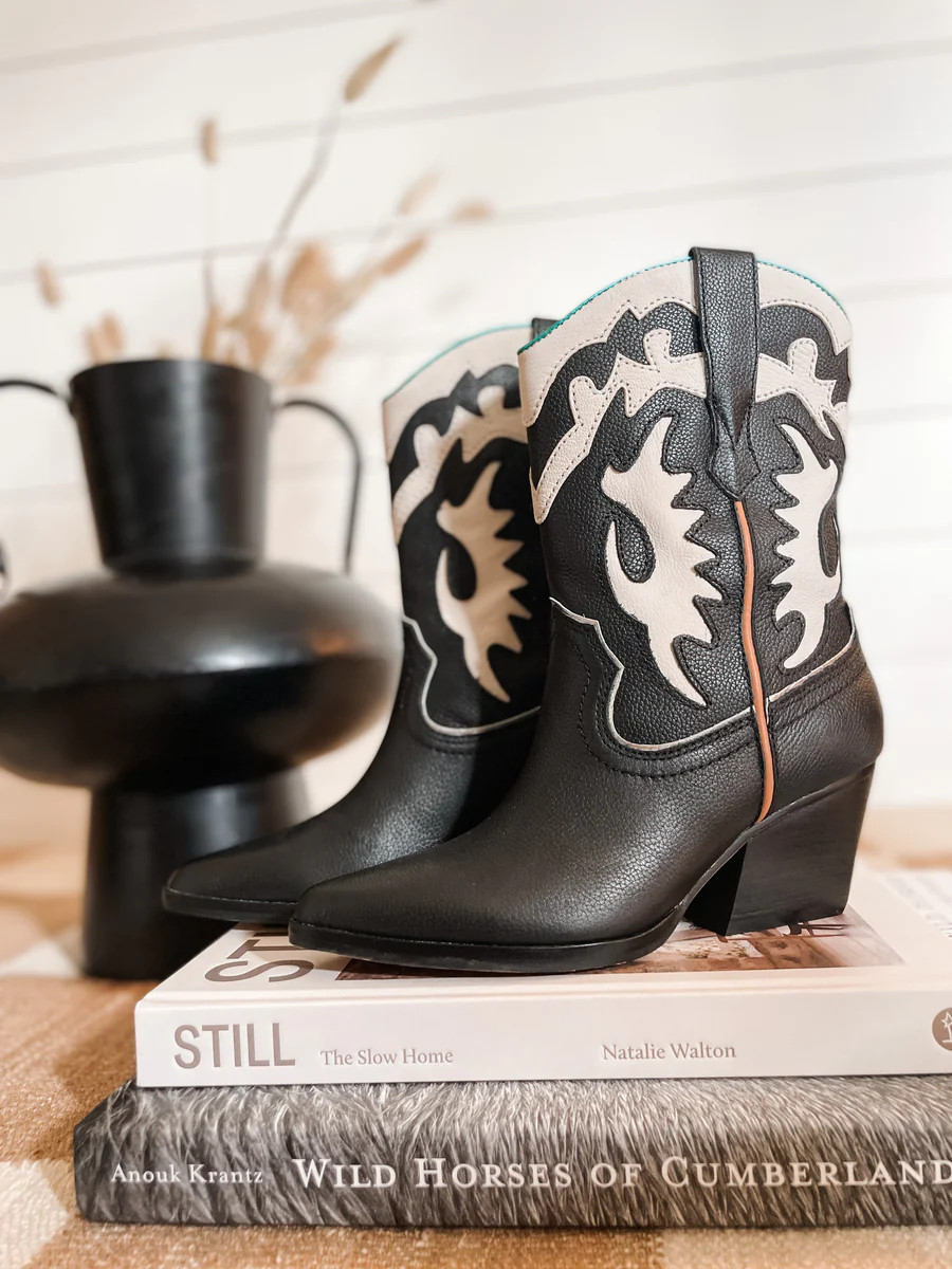 Landen Black Leather Boot | The Southern Porch