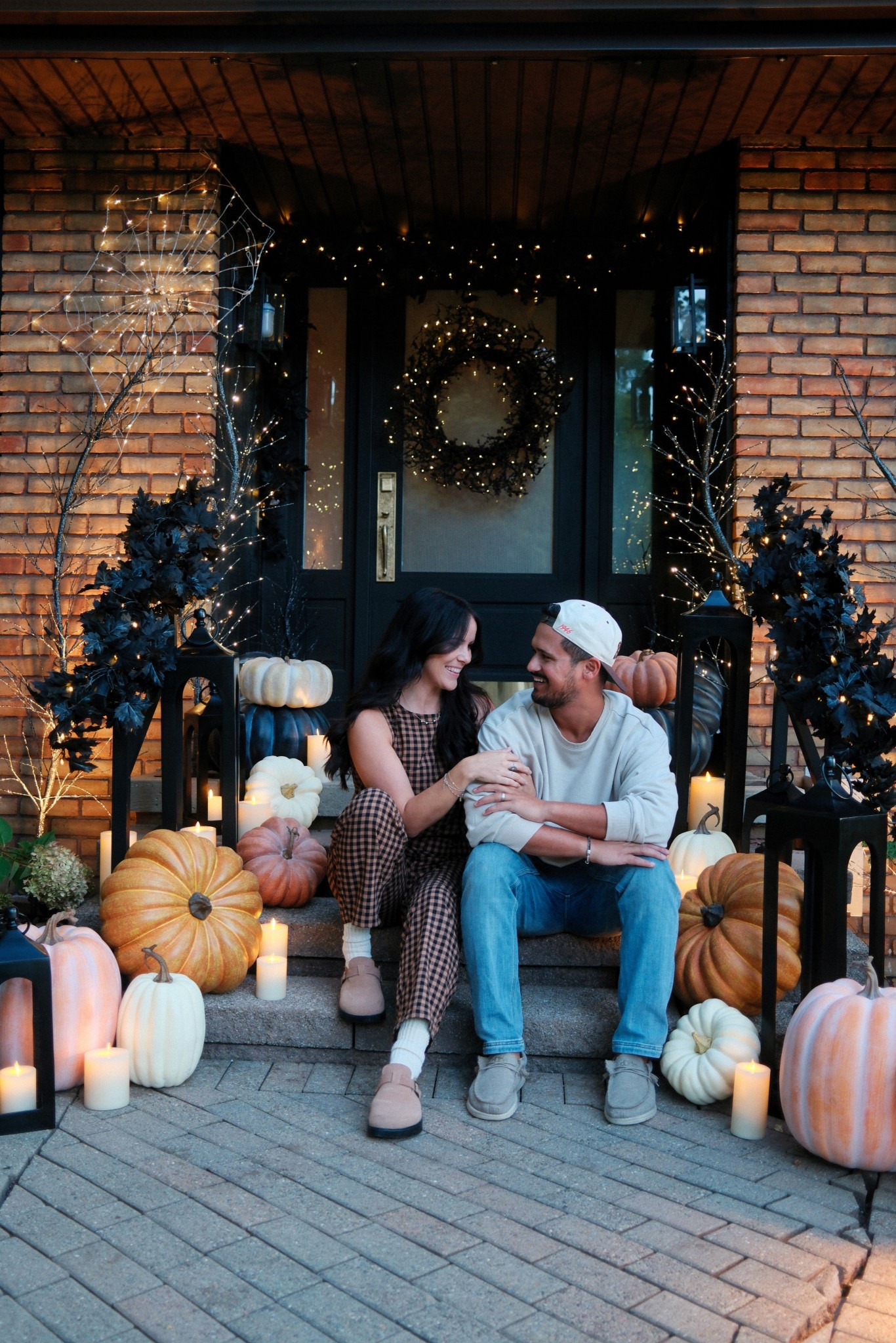 Halloween front porch 🎃✨ 

#LTKSeasonal #LTKHome #LTKHalloween