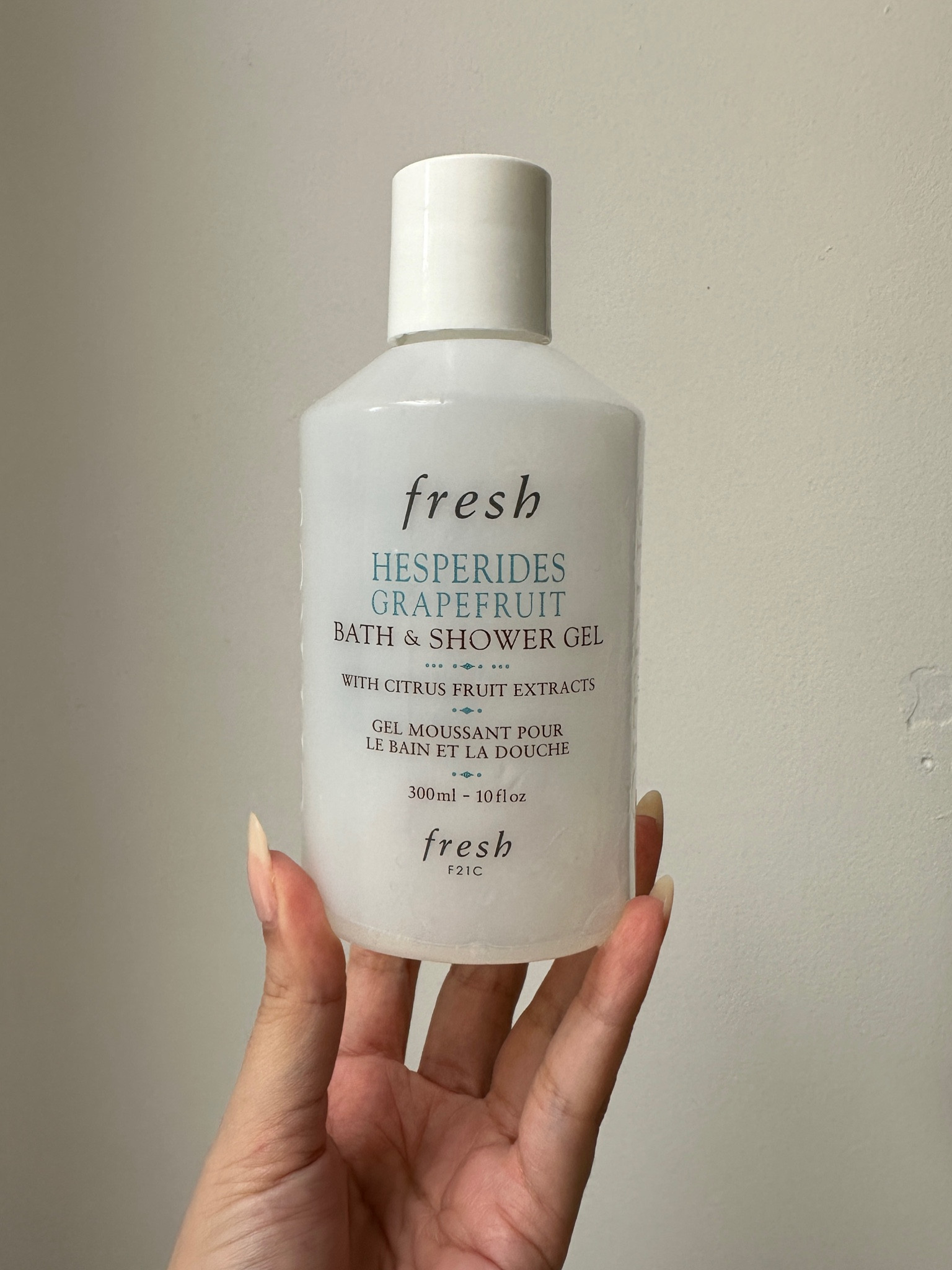 Hydrating shower gel perfect add on to a mother day gift basket. #mothersday #freshbeauty 

#LTKGiftGuide