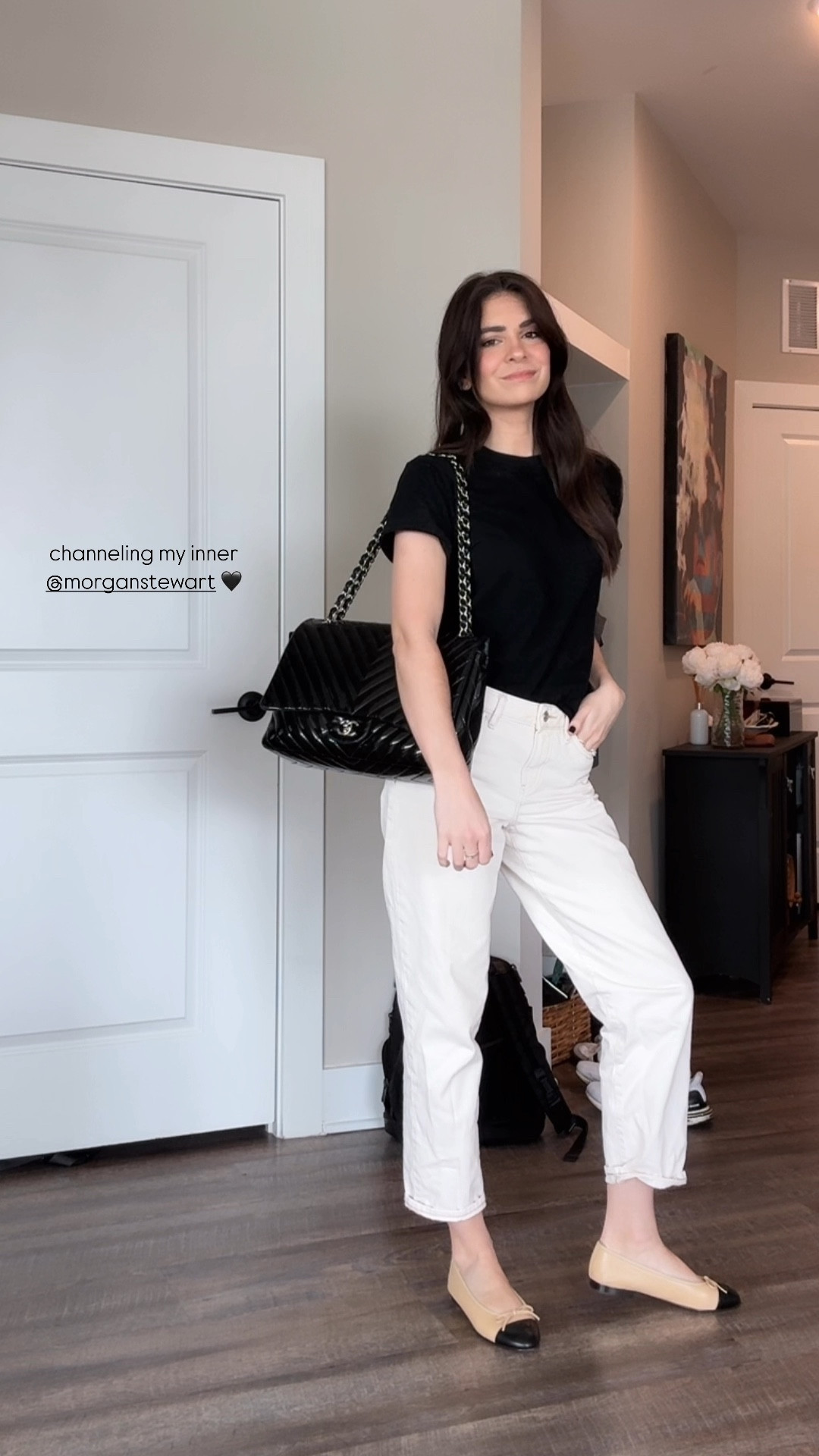 Channeling my inner Morgan Stewart 🖤

Chanel flats, chanel bag, cream cropped denim, black tshirt 

#LTKStyleTip #LTKFindsUnder100 #LTKShoeCrush