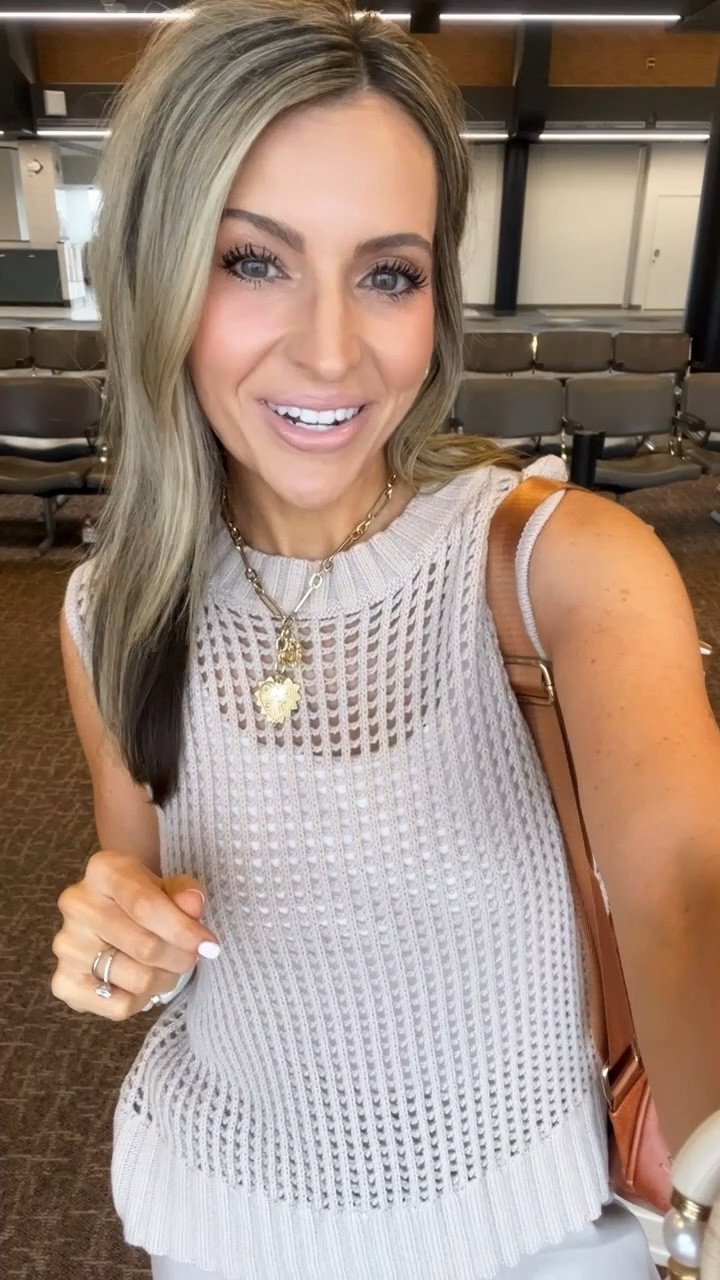 Today’s travel airport outfit of the day! ✈️ wearing size small, I’m 5’5"

#LTKFindsUnder50 #LTKTravel #LTKStyleTip