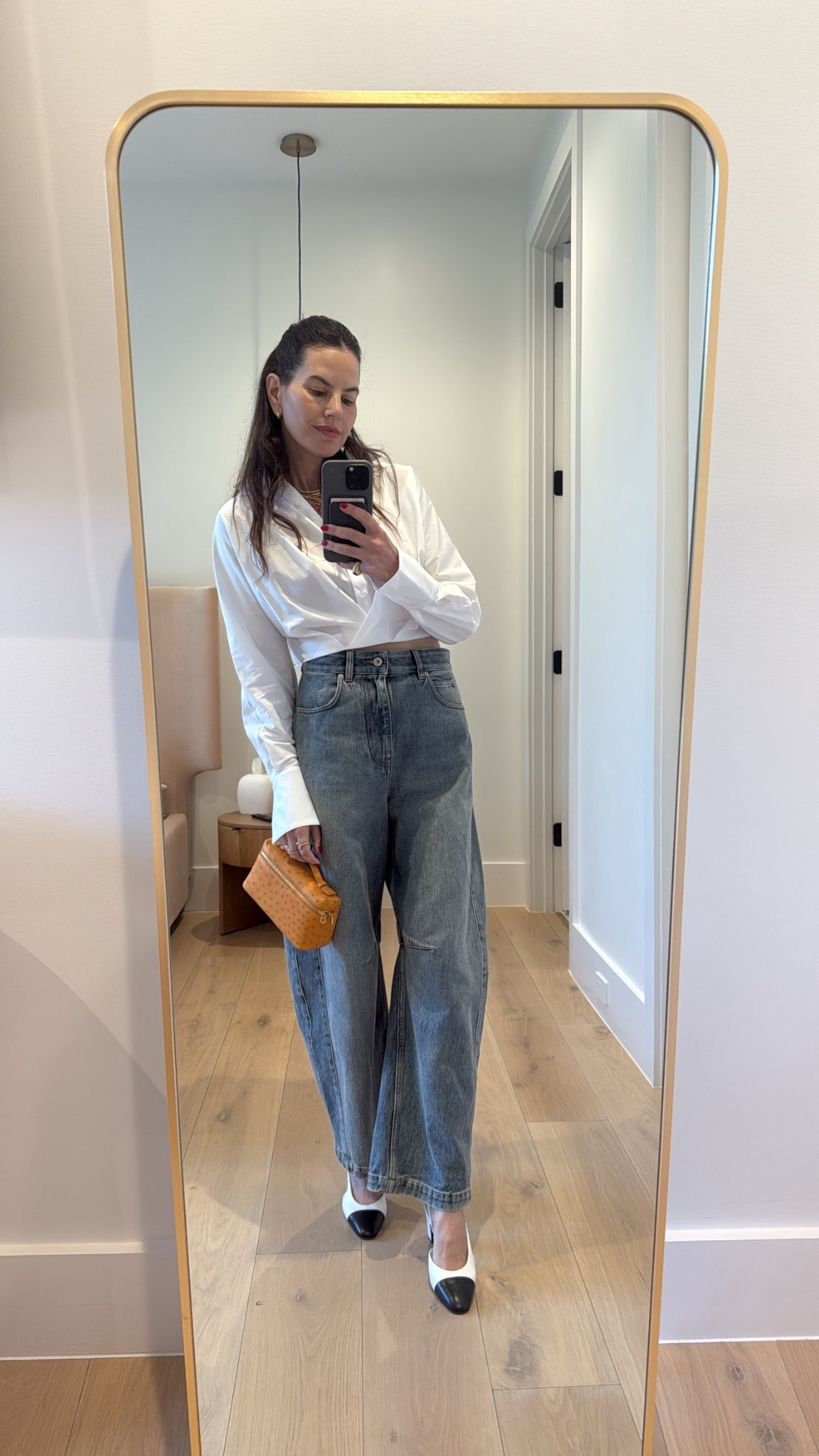 Fall outfit inspo! Linked looks for less! 


Women’s fashion, fall fashion, fall outfits, fall outfit inspo, fall ootd, fall outfit ideas, trendy fashion, chic style, Miami fashion, mom fashion, outfit inspo, outfit ideas, luxury fashion, women’s workwear 


#LTKOver40 #LTKSeasonal #LTKStyleTip