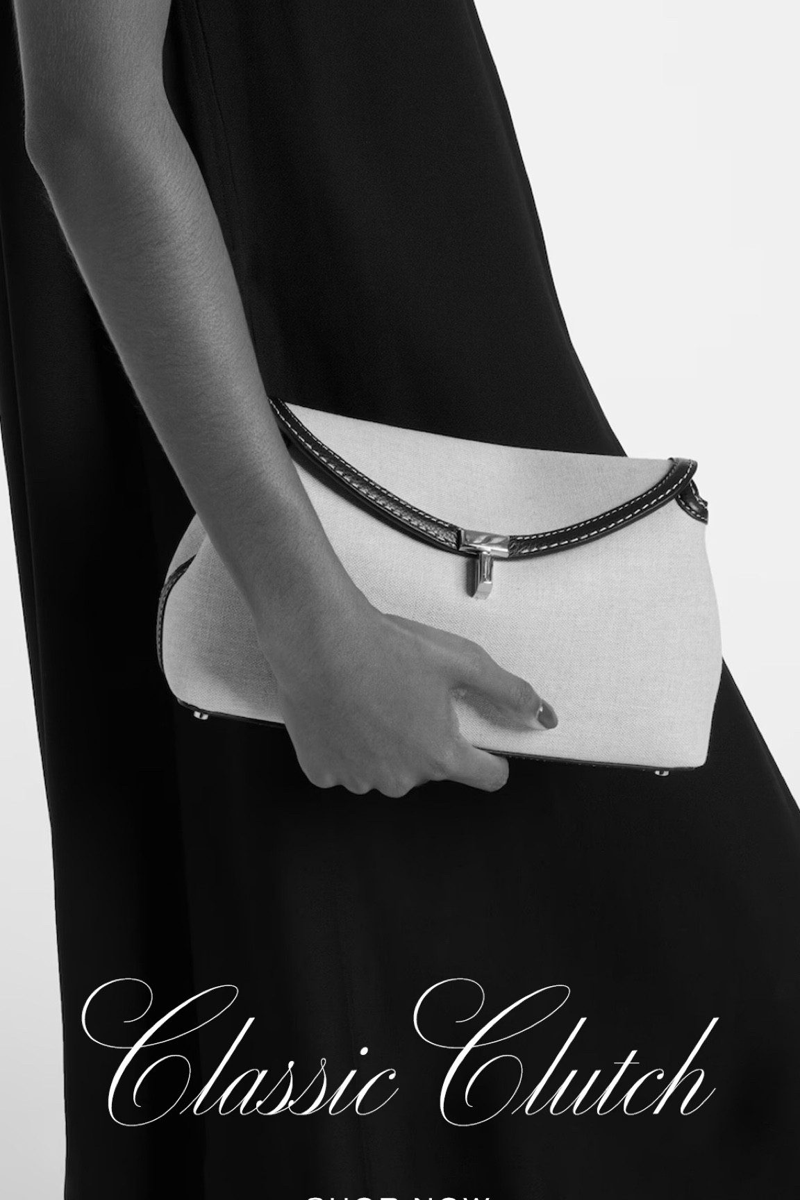 This Toteme Canvas Clutch immediately grabbed my eye when I saw it. So chic and versatile!